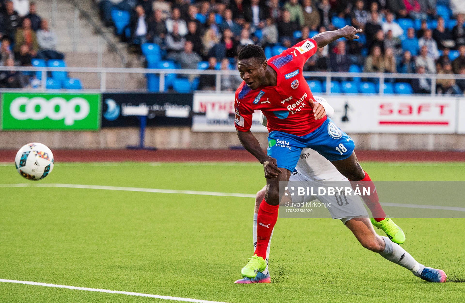 Helsingborgs Oke Akpoveta och Oskarshamns Eric Persson