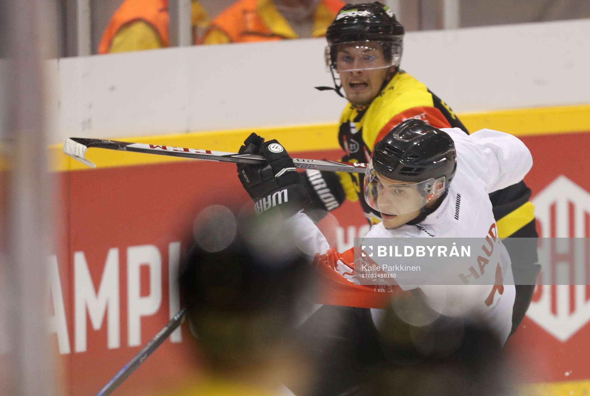 Lukas Haudum, Malmö Redhawksduring ice hockey Champions