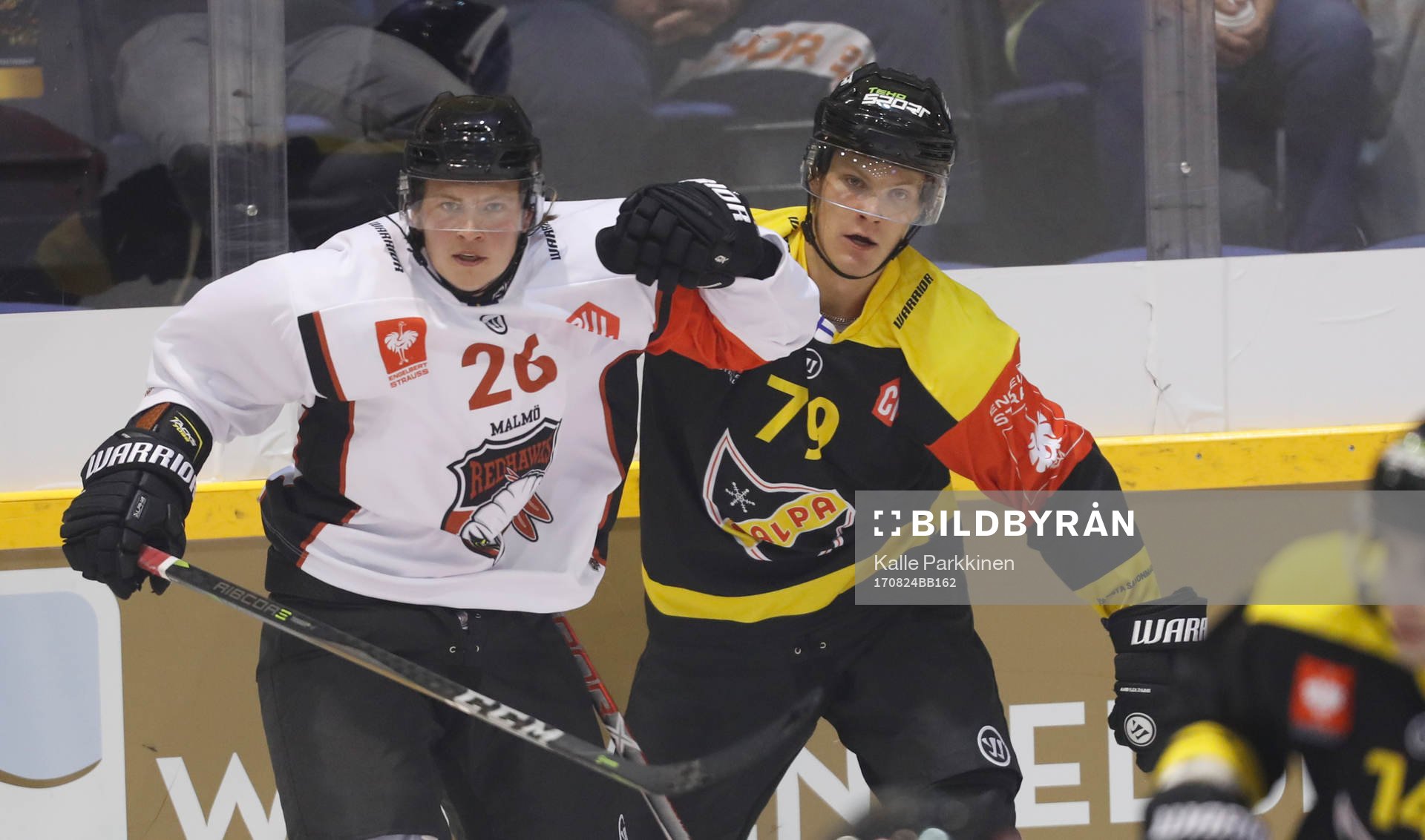 Dennis Svensson, Malmö Redhawks and Valtteri Parikka, KalPa