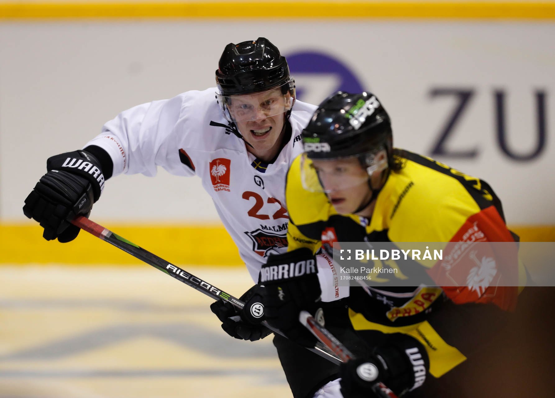 Lars Bryggman, Malmö Redhawks and Eetu Luostarinen, KalPa