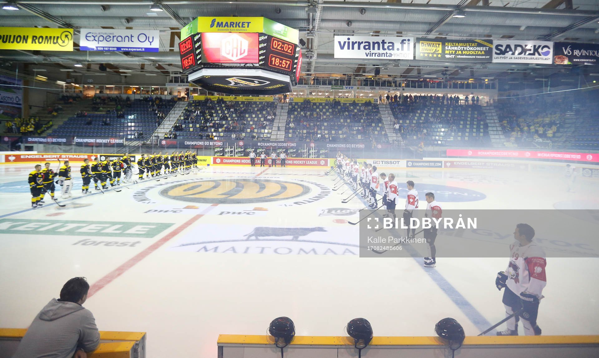 Players listening CHL hymn