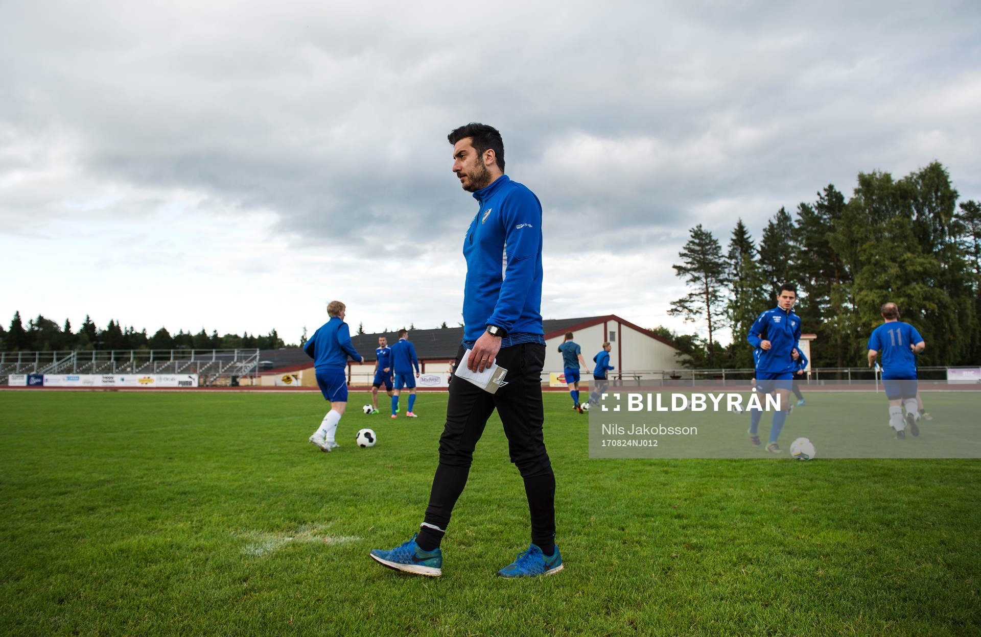 Tränare Emad Nademi när IFK Sundsvall tränar
