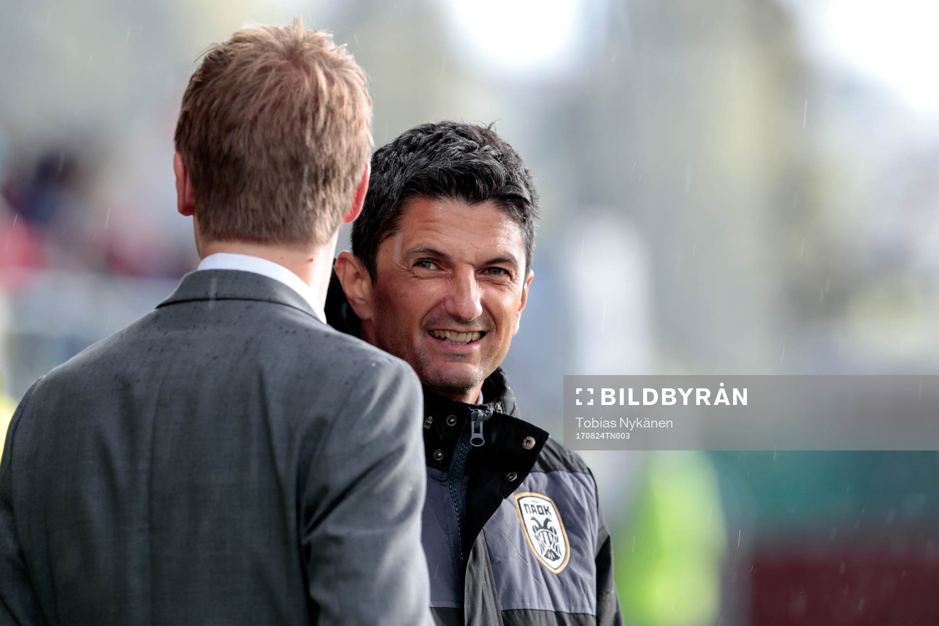 s tränare Razvan Lucescu och Östersunds tränare Graham