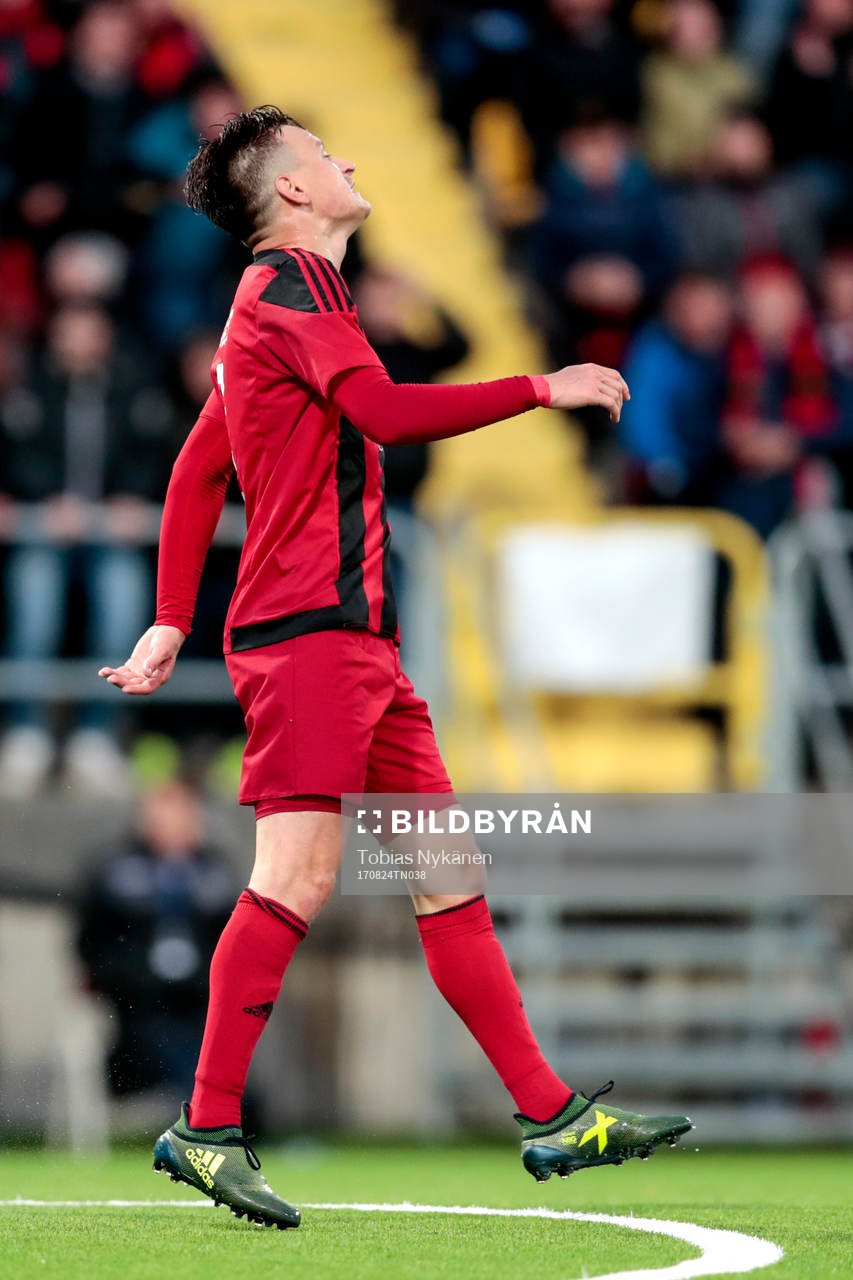 Östersunds Jamie Hopcutt deppar