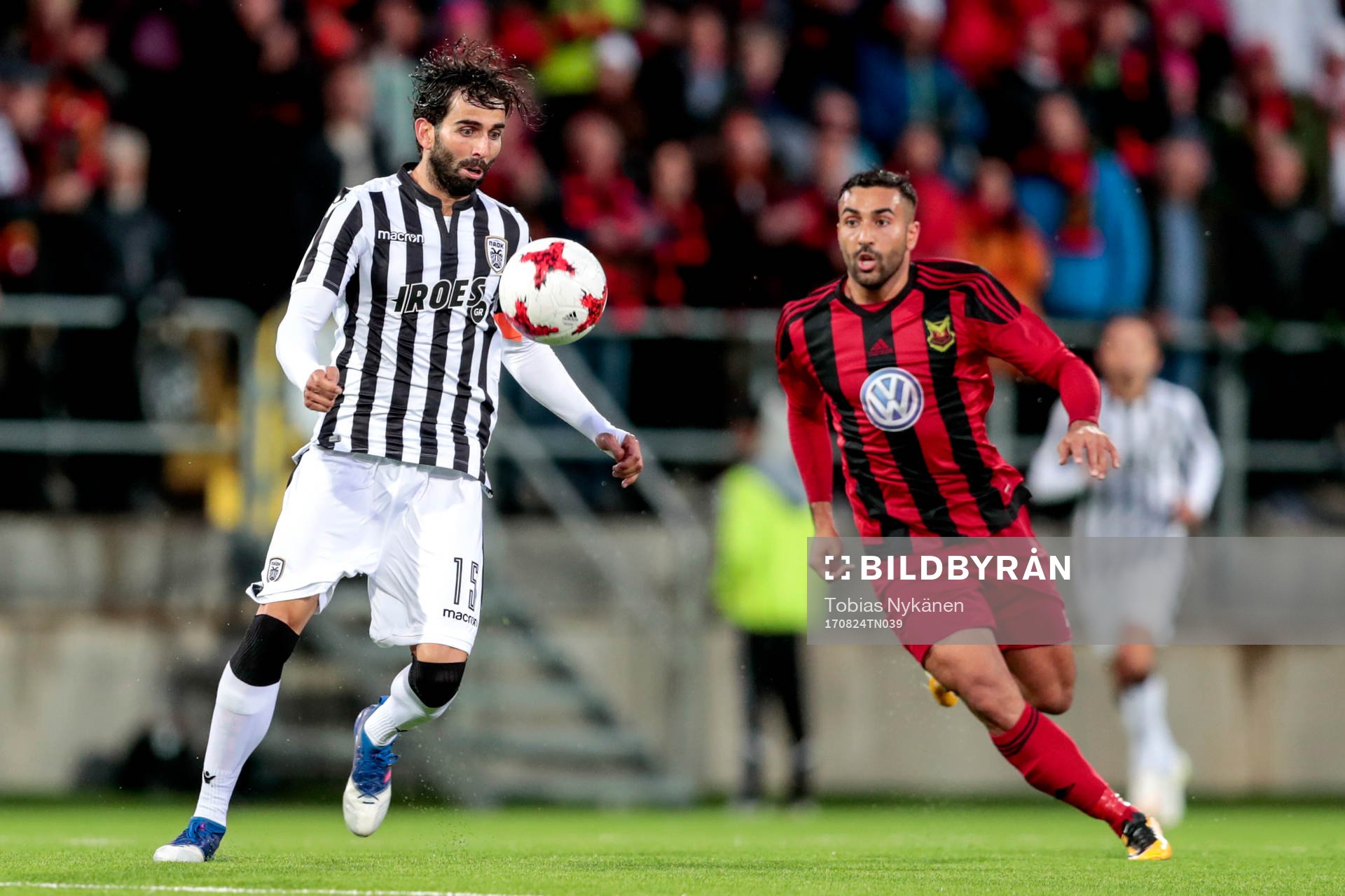 s Jose Angel Crespo och Östersunds Saman Ghoddos