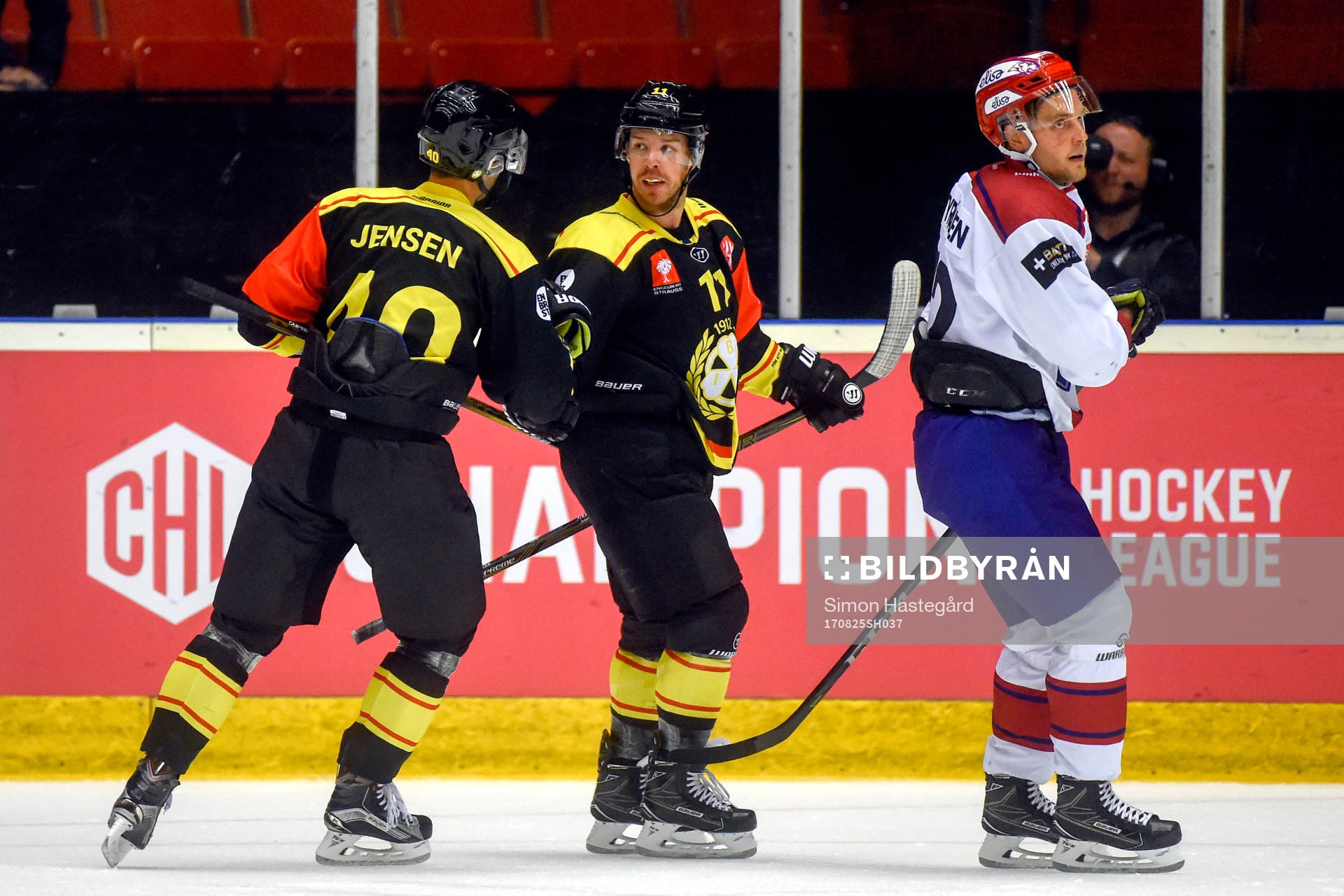 Kevin Clark of Brynäs celebrates with Jesper Jensen