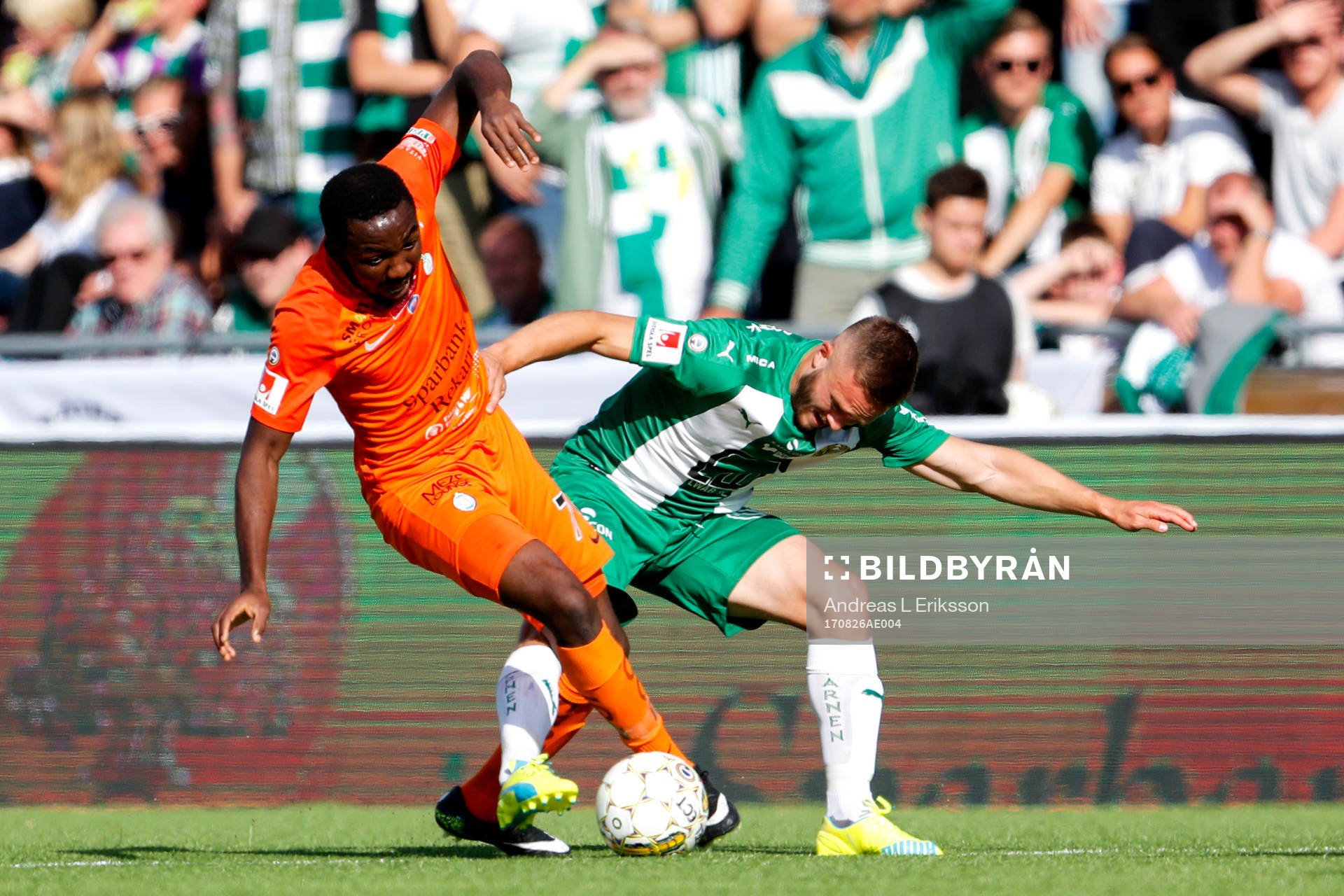 AFC Eskilstunas Chidi Omeje och Hammarbys Mats Solheim