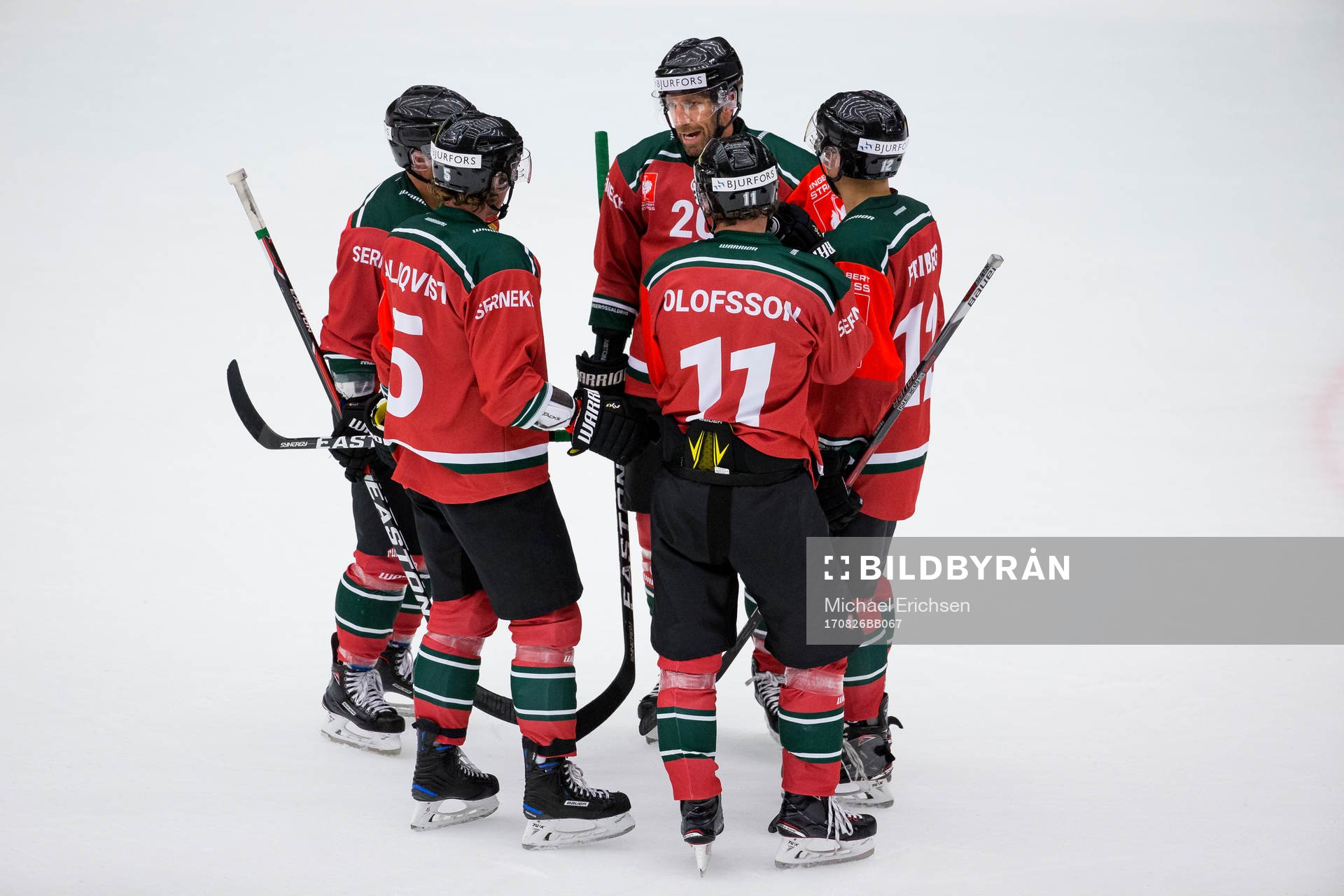 Frölundas Joel Lundqvist pratar med Ryan Lasch, Max
