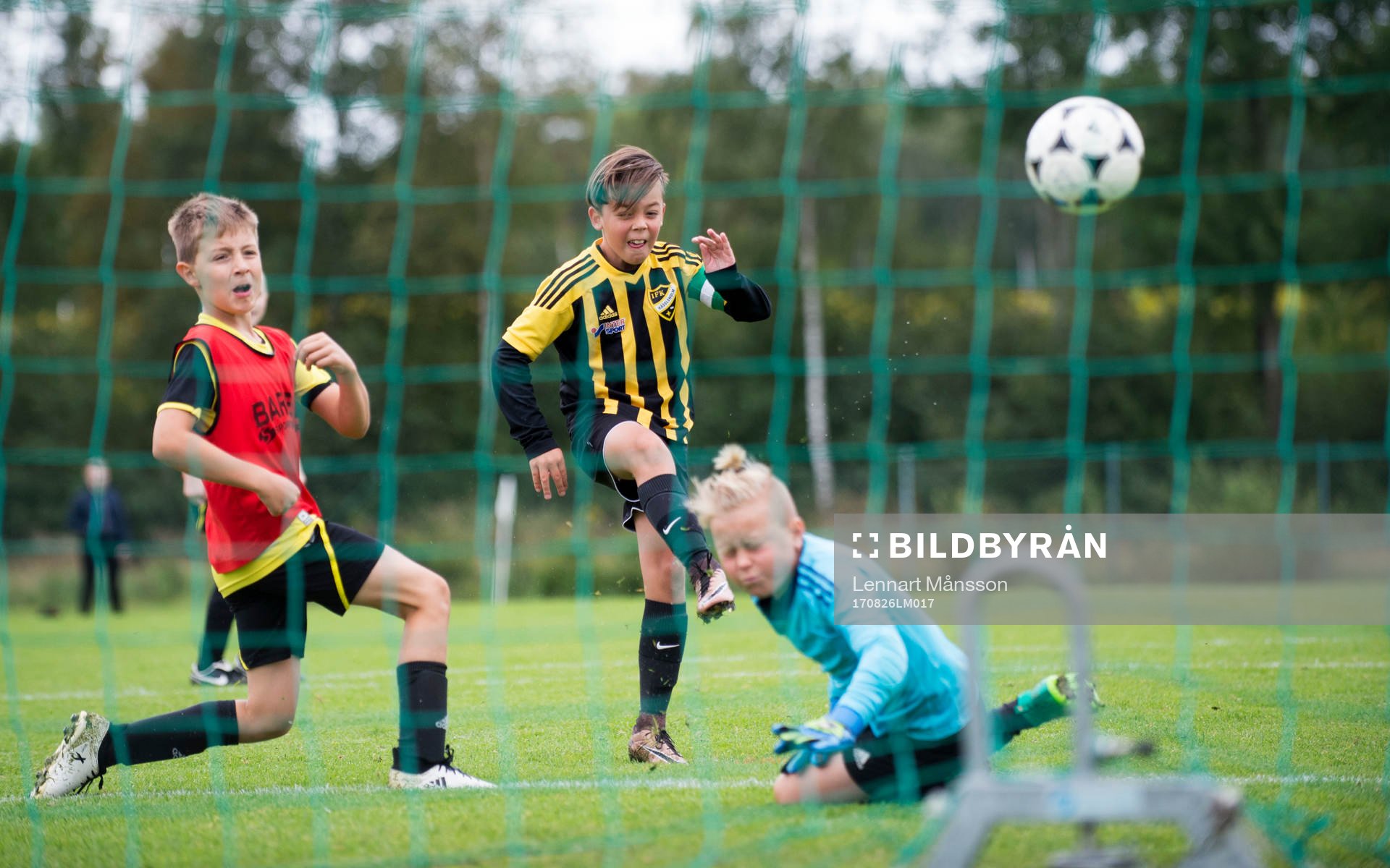 i matchen för pojkar födda 2007 mellan IFK Hässleholm