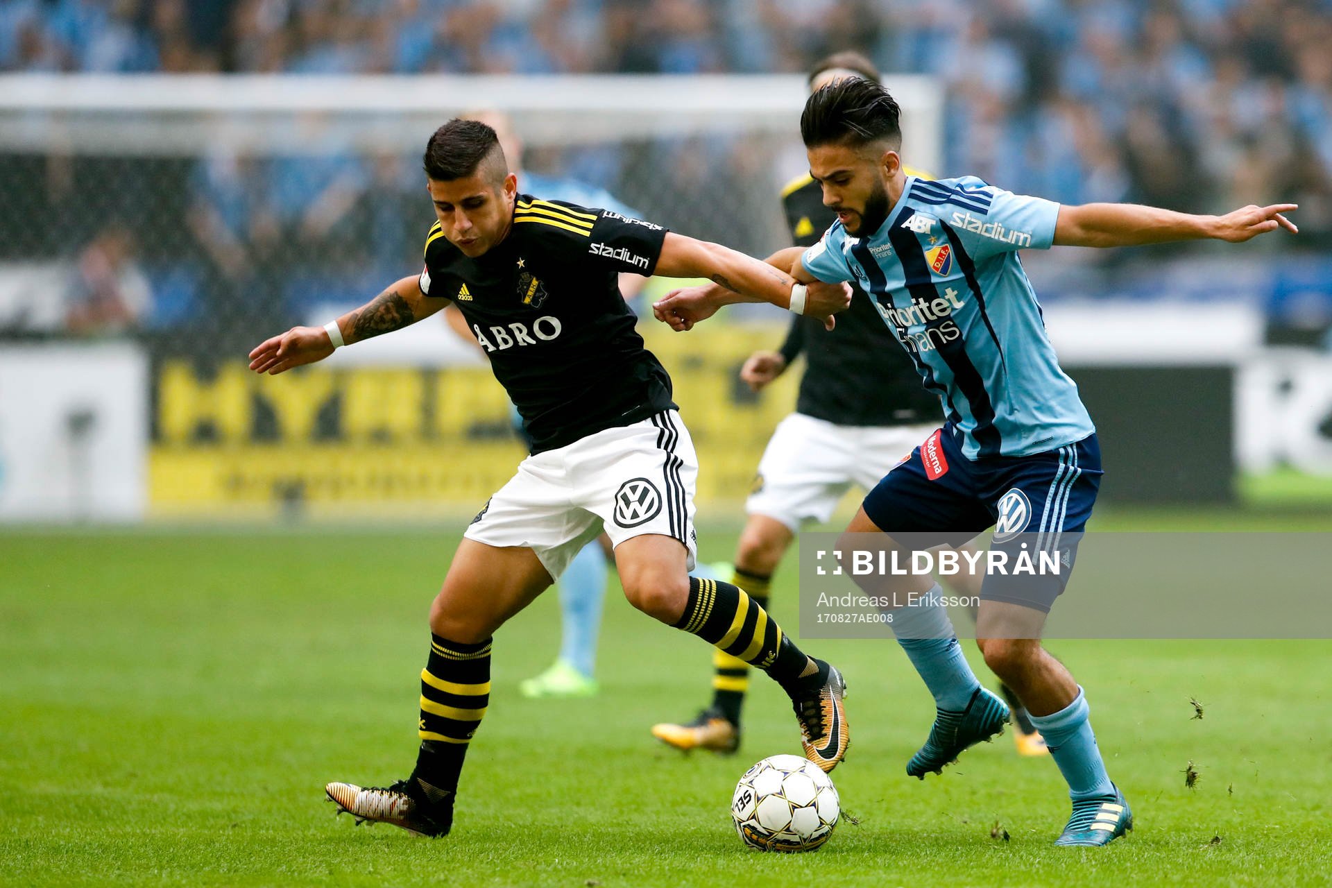 s Nicolas Marcelo Stefanelli och Djurgårdens Othman El