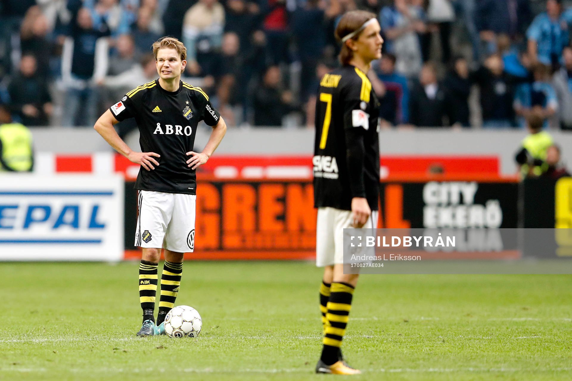 s Johan Blomberg och Kristoffer Olsson deppar