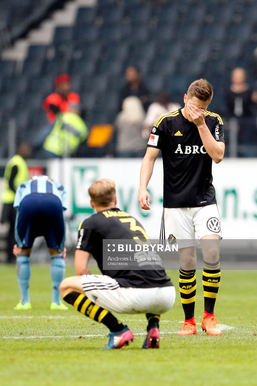 s Per Karlsson och Haukur Heidar Hauksson deppar