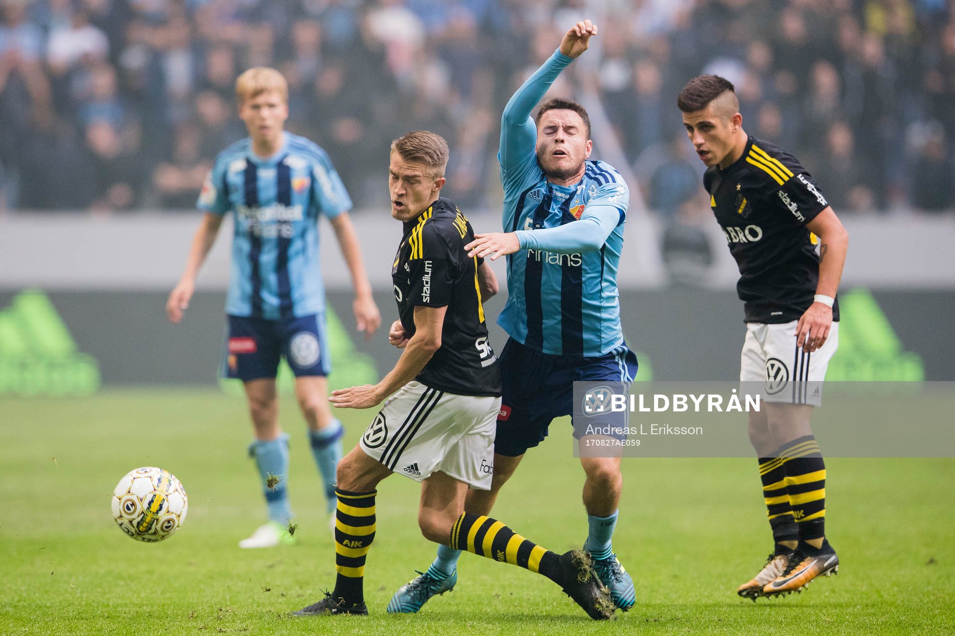 s Rasmus Lindkvist och Nicolas Marcelo Stefanelli