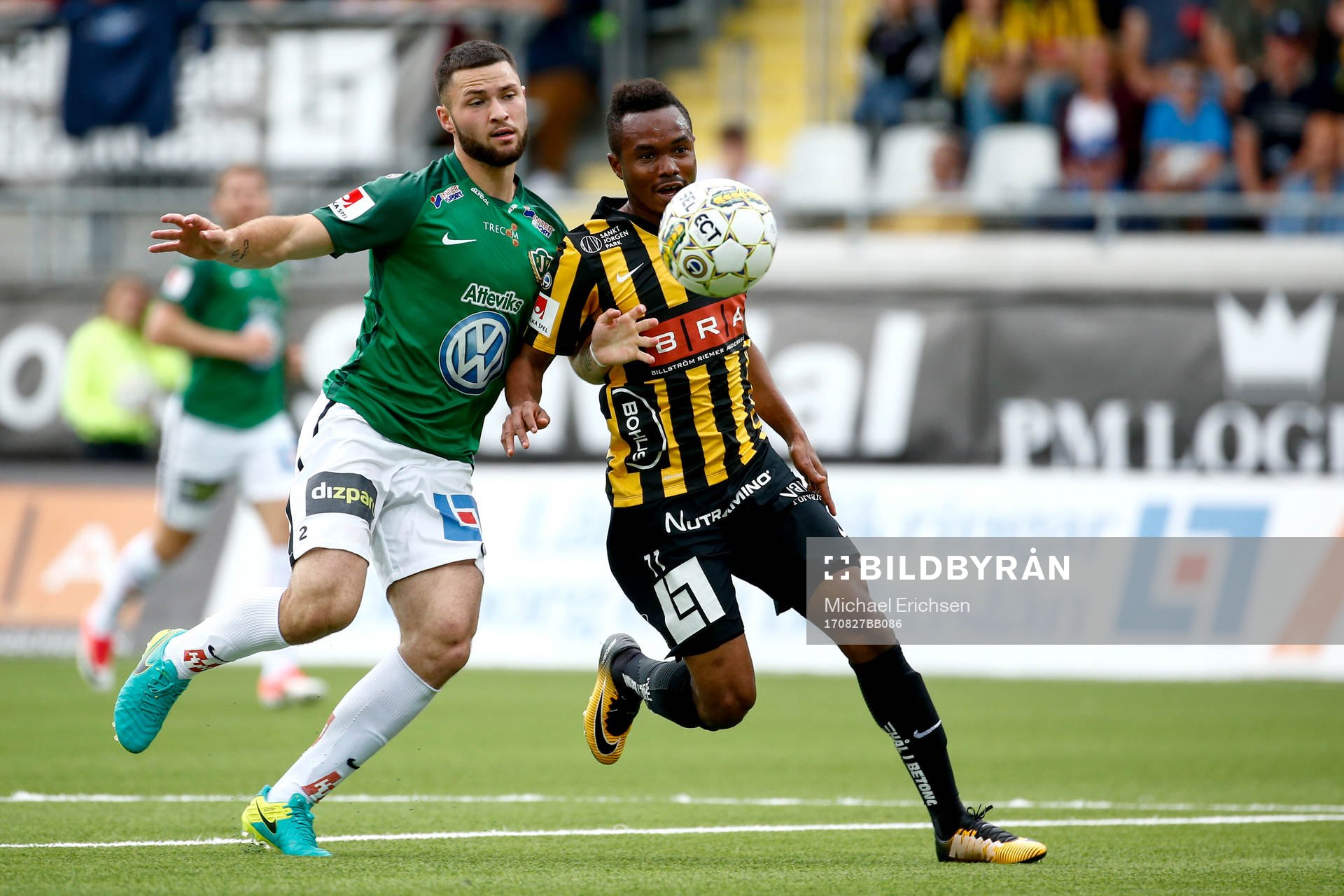 Jönköpings Jonathan Tamimi och Häckens Nasiru Mohammed