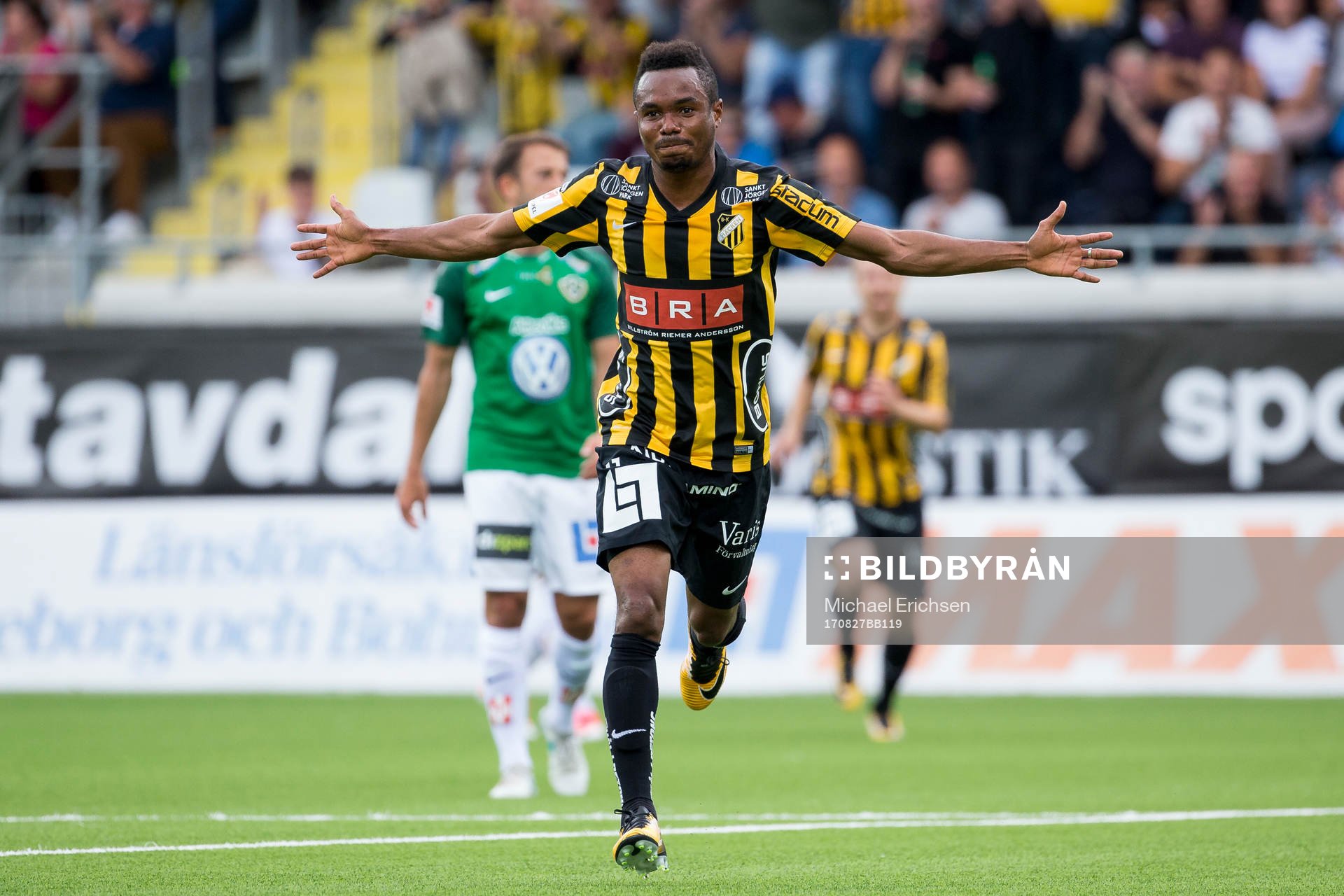 Häckens Nasiru Mohammed jublar