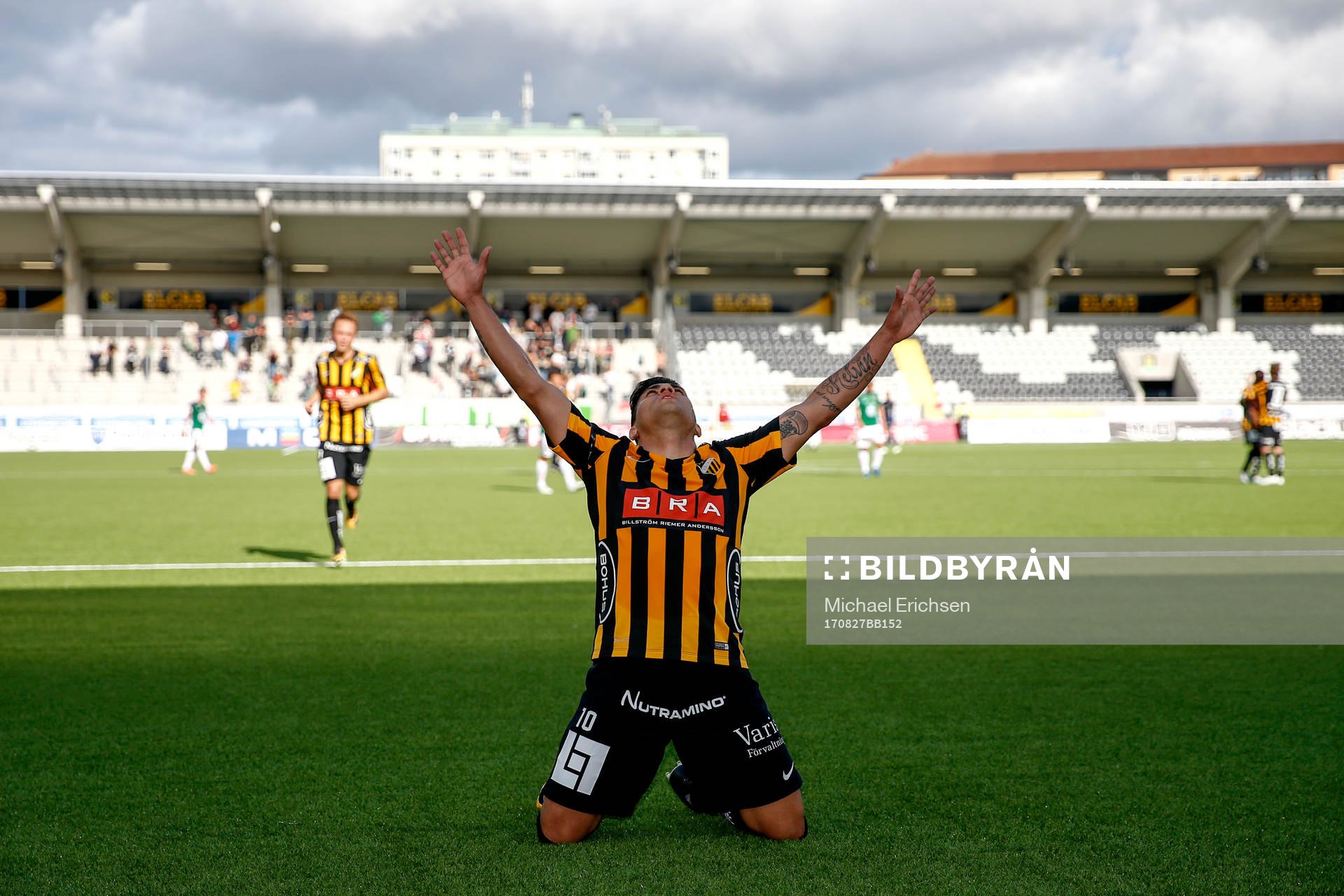 Häckens Paulinho jublar