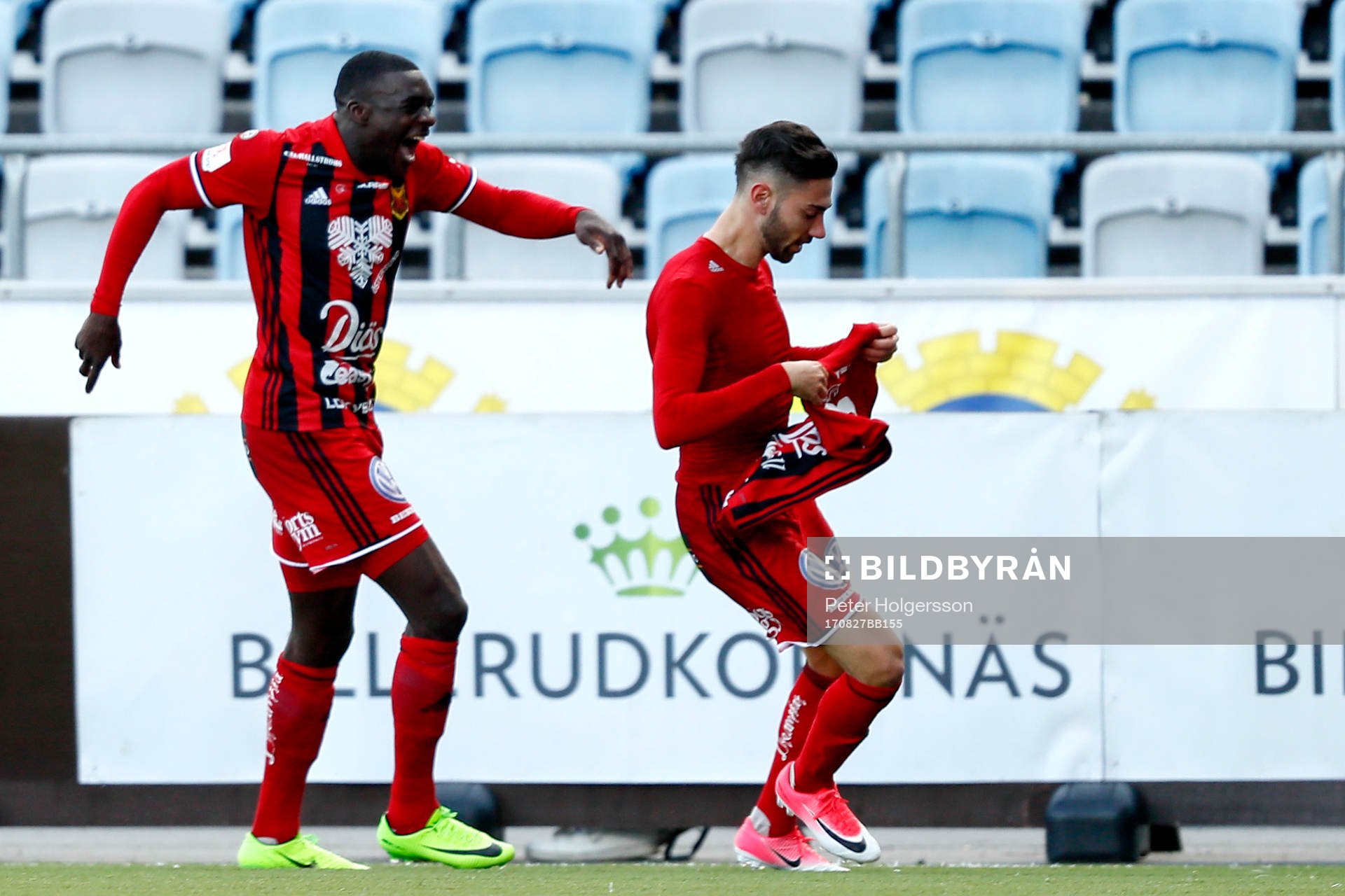 Östersunds Gabriel Somi dansar