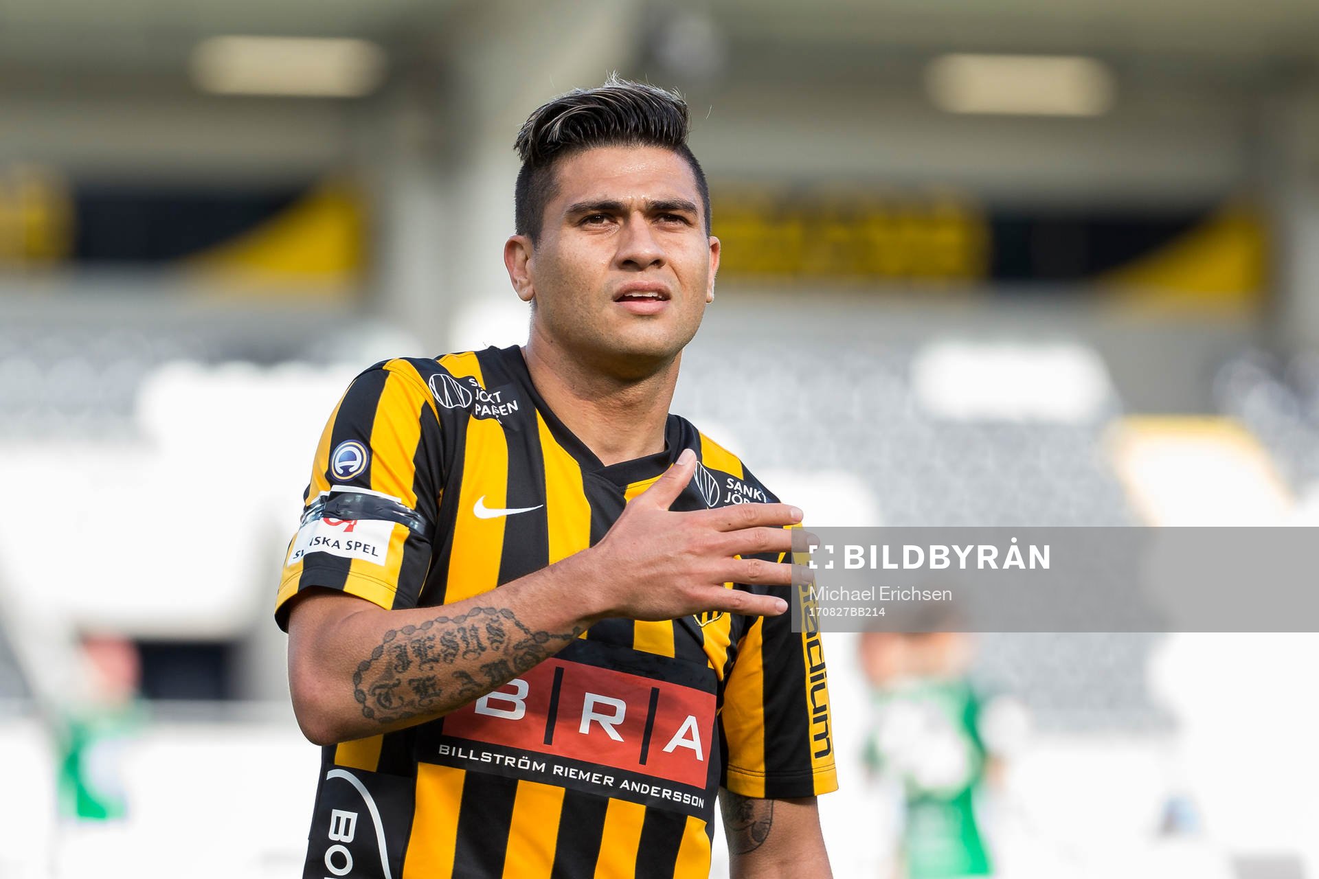 Häckens Paulinho jublar