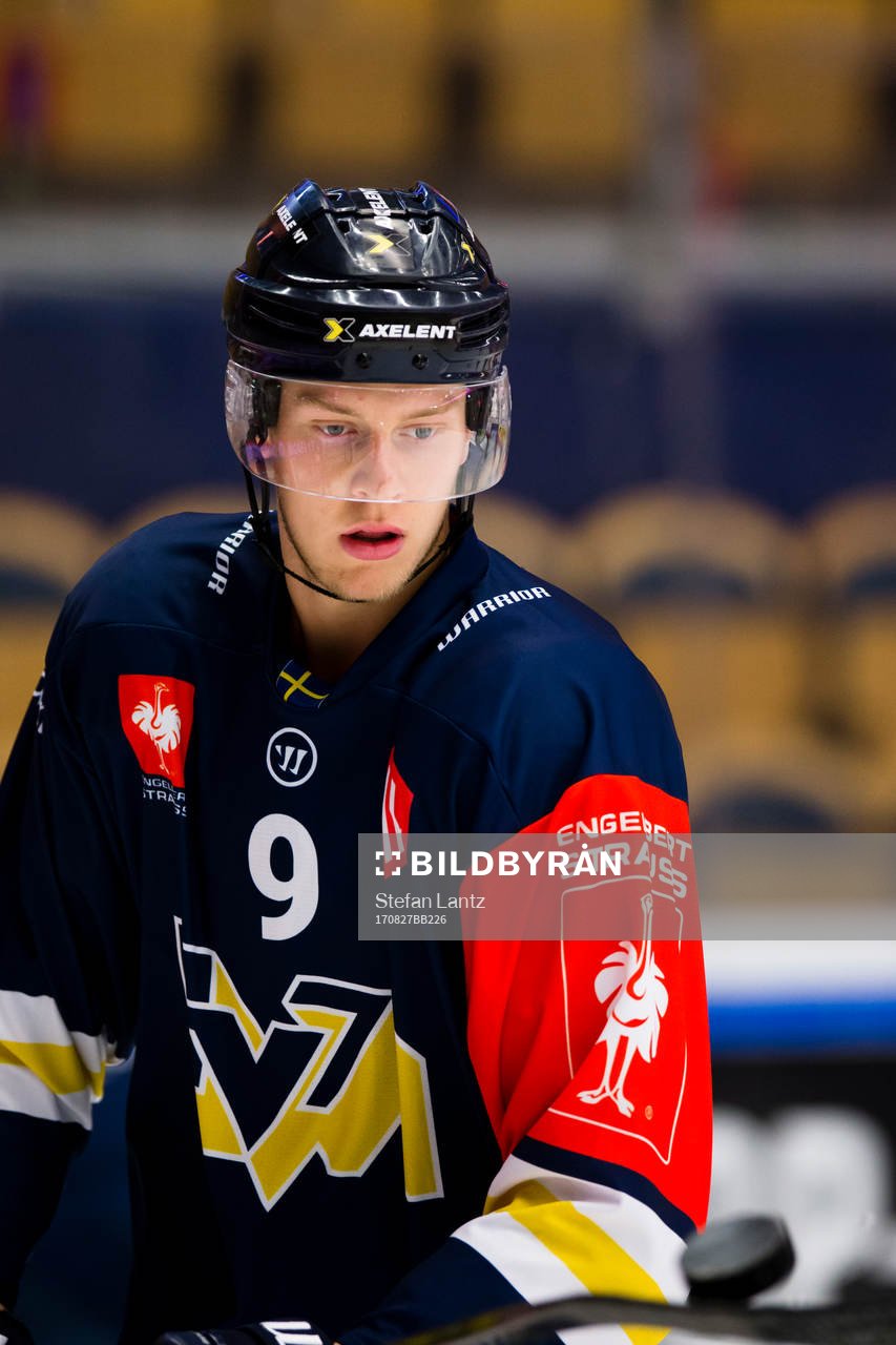 Victor Ejdsell of HV71