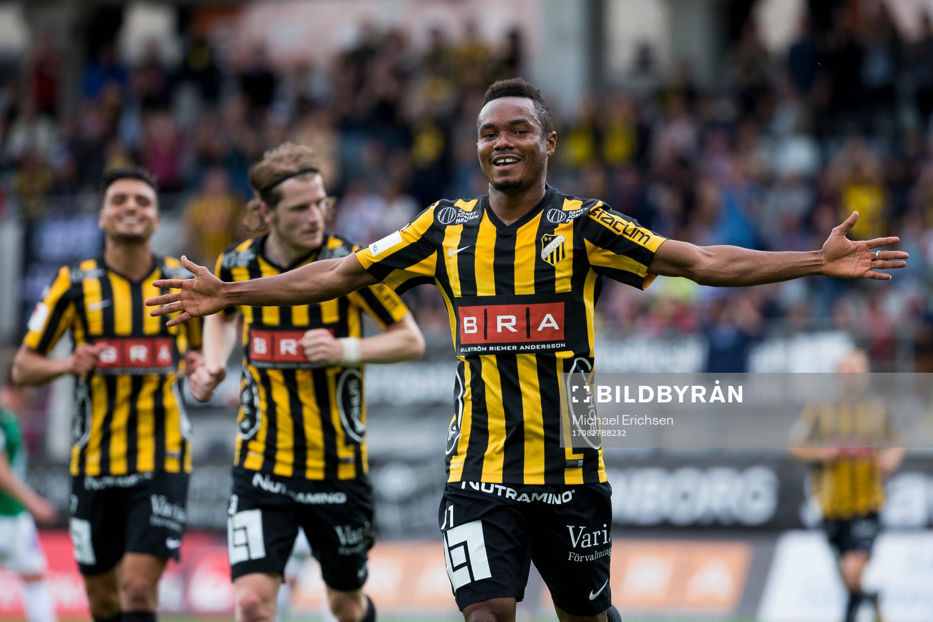 Häckens Nasiru Mohammed jublar