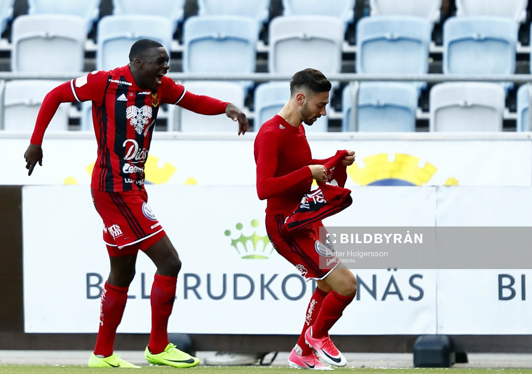 Östersunds Gabriel Somi jublar