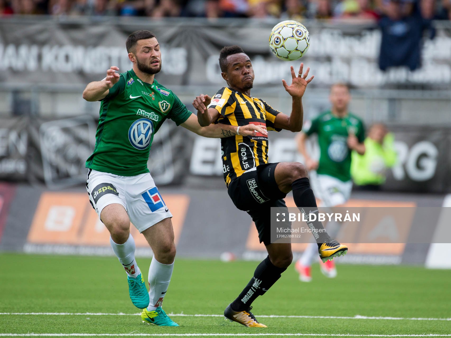 Jönköpings Jonathan Tamimi mot Häckens Nasiru Mohammed