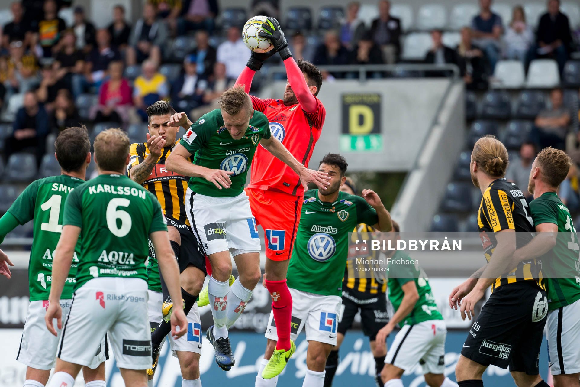 Jönköpings målvakt Francisco Marmolejo Mancilla tar ned