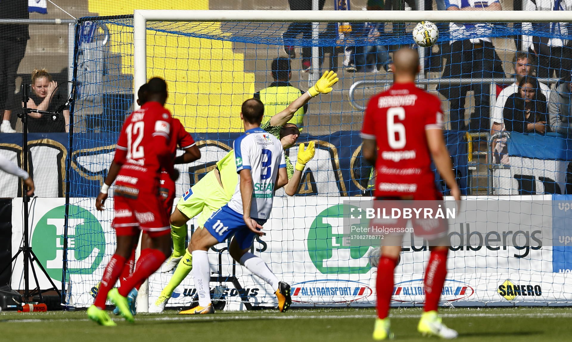 Norrköpings målvakt David Mitov Nilsson