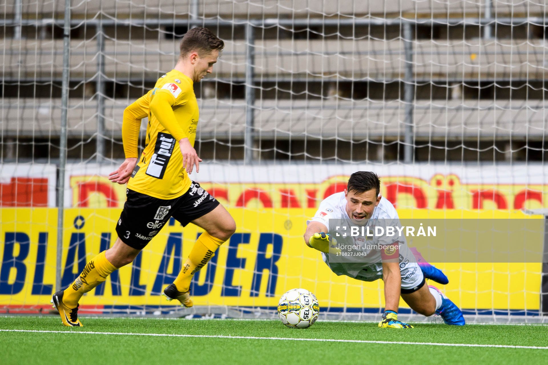 Elfsborgs målvakt Kevin Stuhr Ellegaard och Elfsborgs Adam