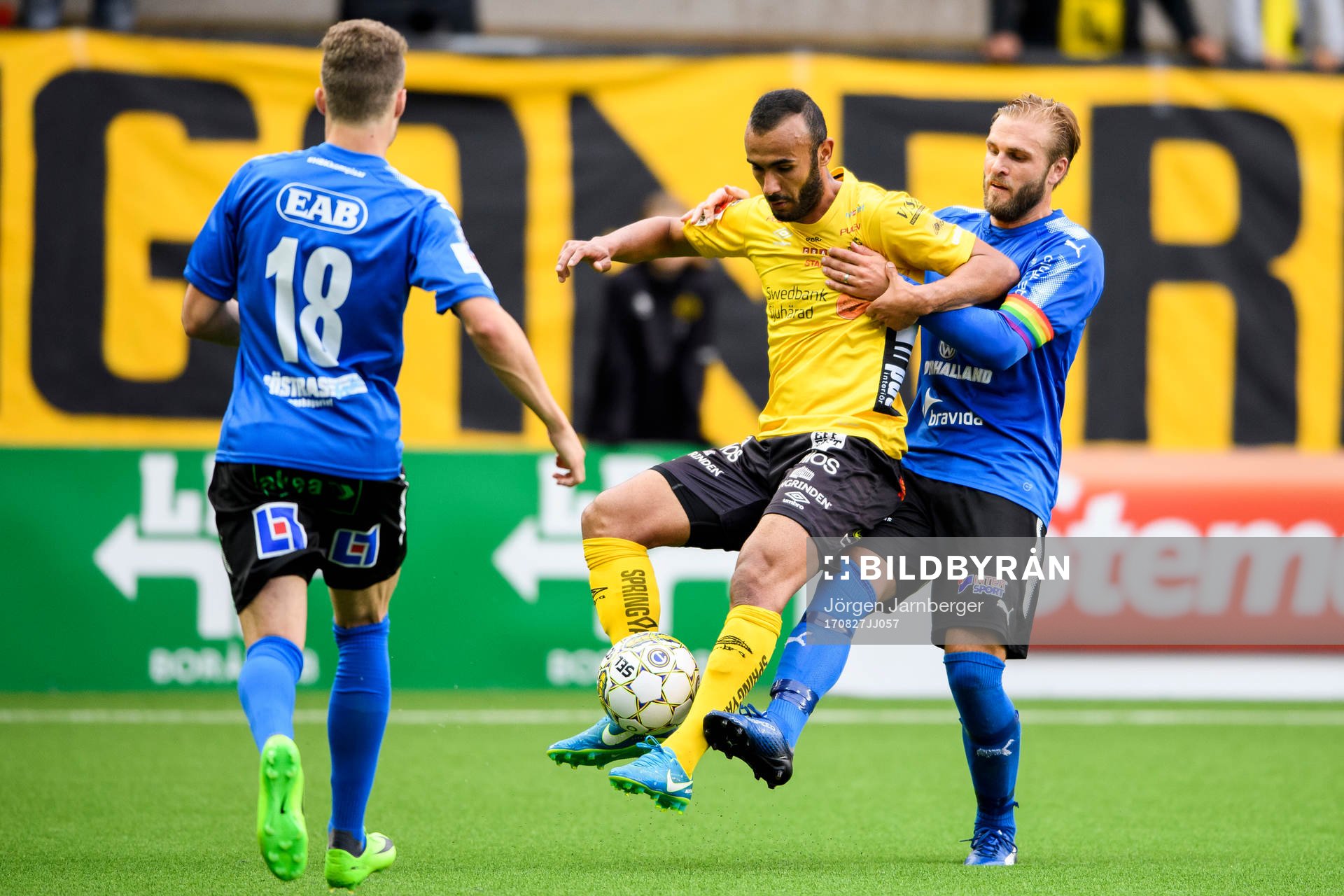 Elfsborgs Issam Jebali och Halmstads Jesper Westerberg