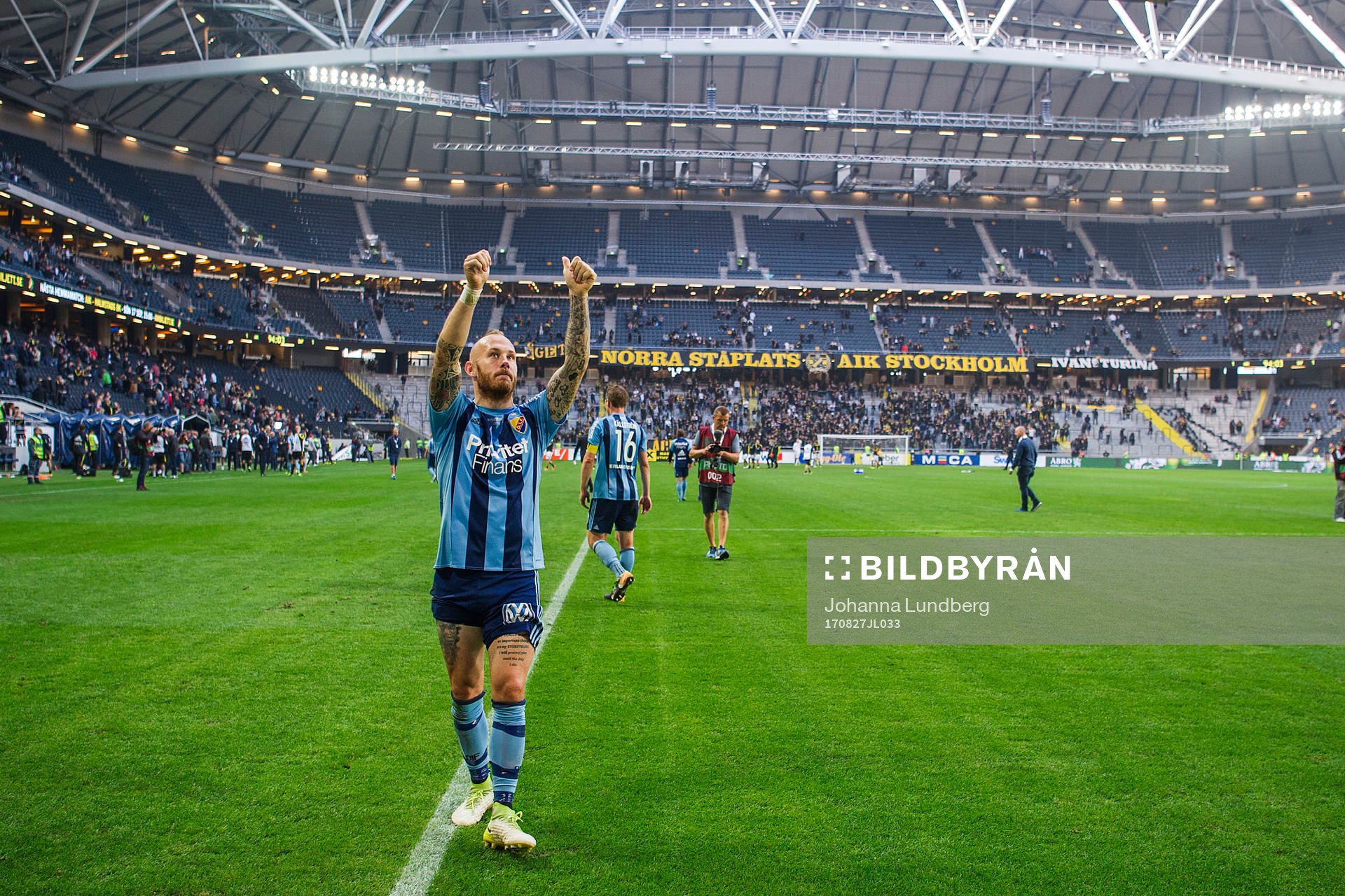 Djurgårdens Magnus Eriksson jublar efter fotbollsmatchen i Allsvenskan mellan AIK och Djurgården den 27 augusti 2017 i Stockholm.