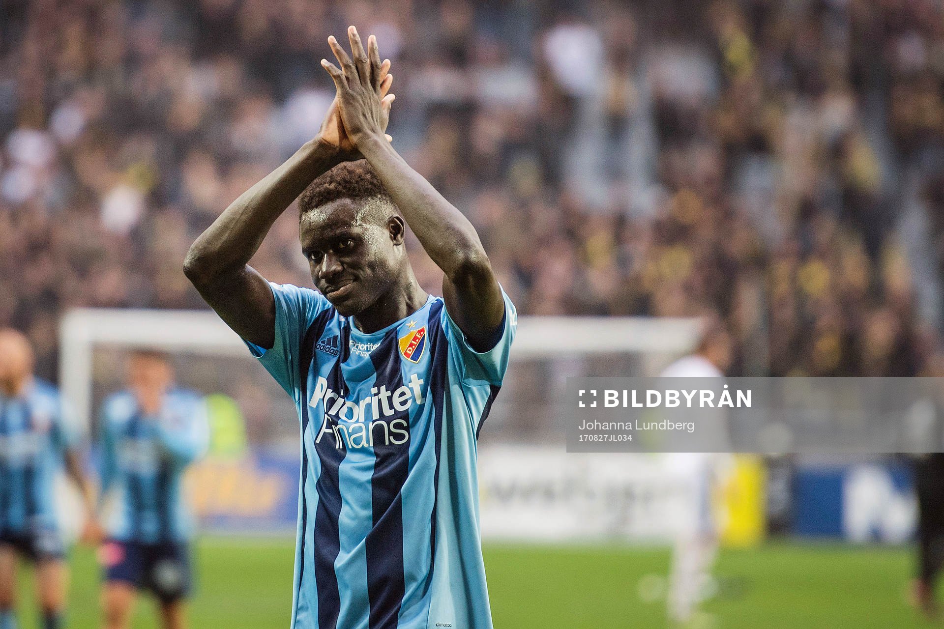Djurgårdens Aliou Badji tackar publiken