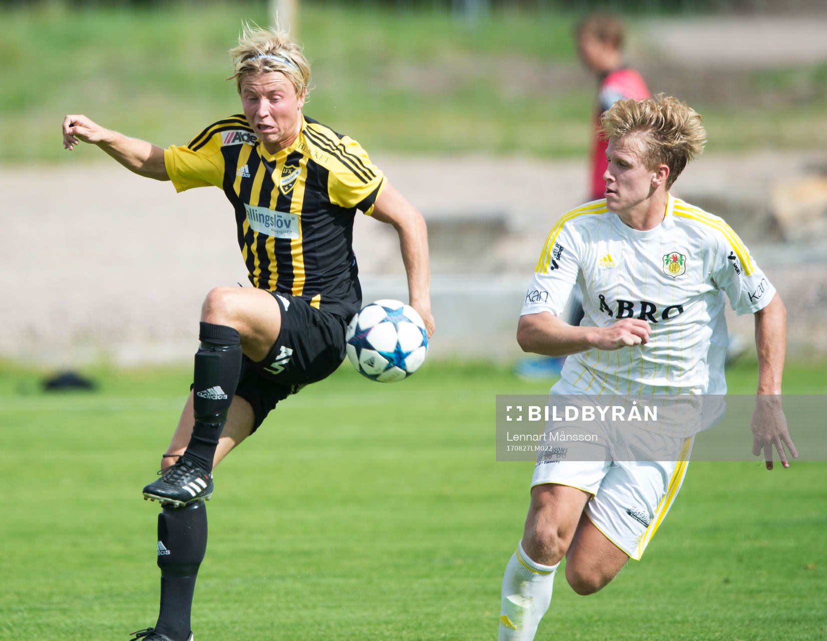 IFK Hässleholms Gustaf Lindroth i matchen i division 2