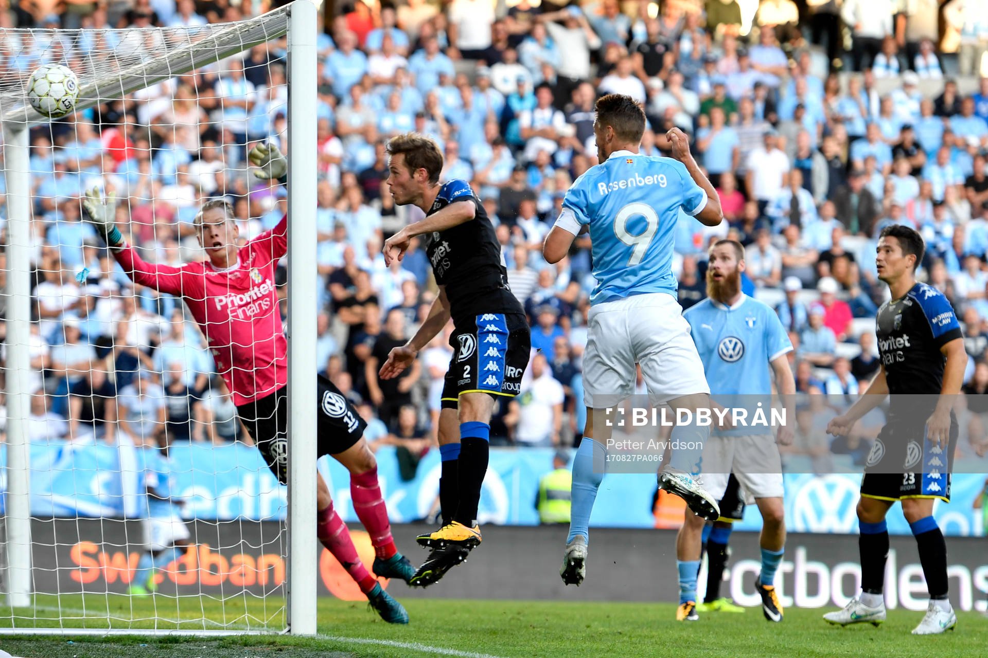 Malmö FFs Markus Rosenberg gör 2-1 bakom IFK Göteborgs