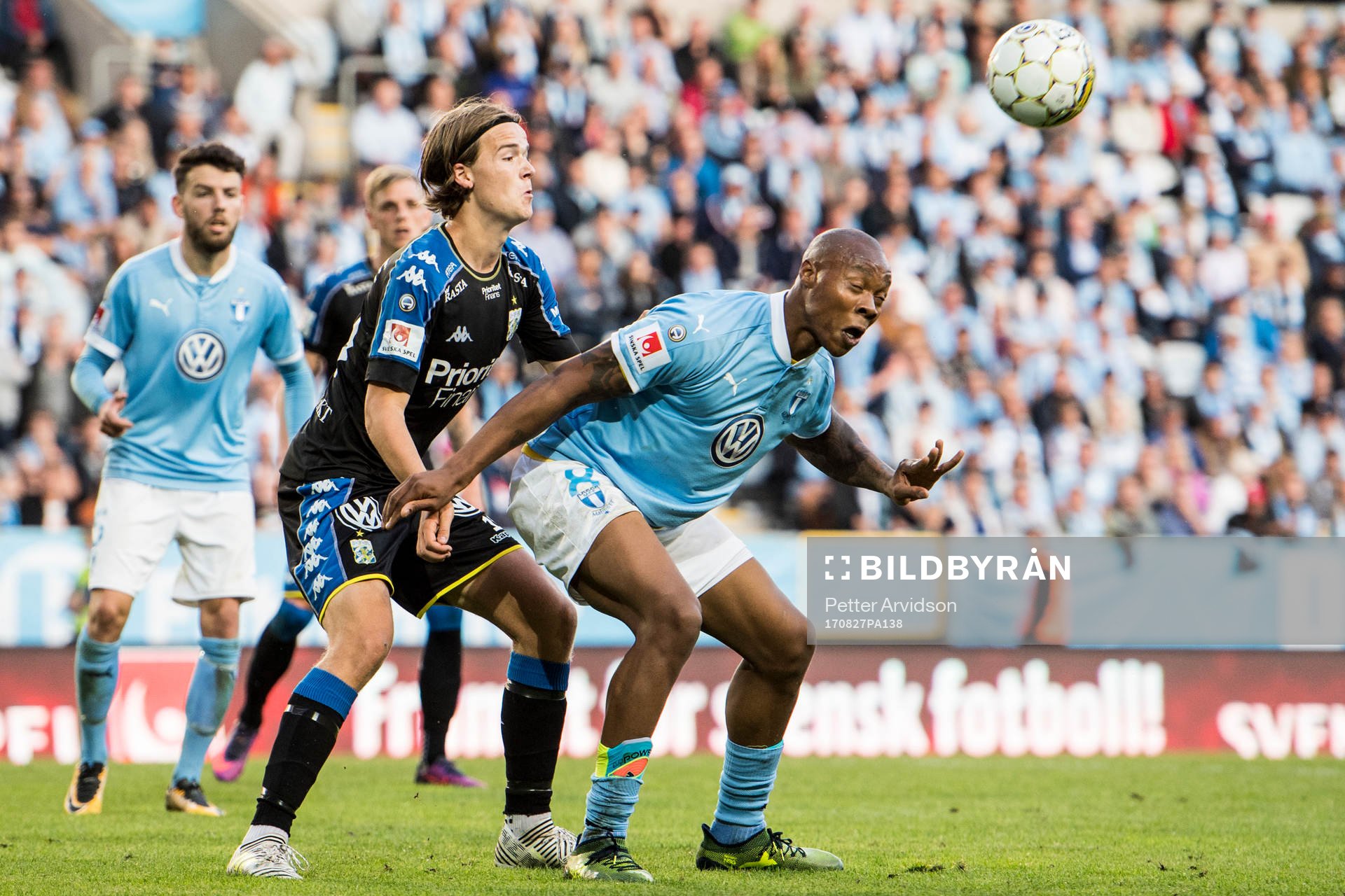 Malmö FFs Carlos Strandberg och IFK Göteborgs August