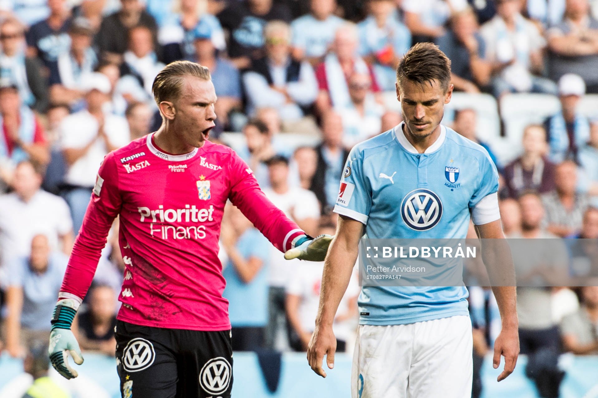IFK Göteborgs målvakt Pontus Dahlberg och Malmö FFs