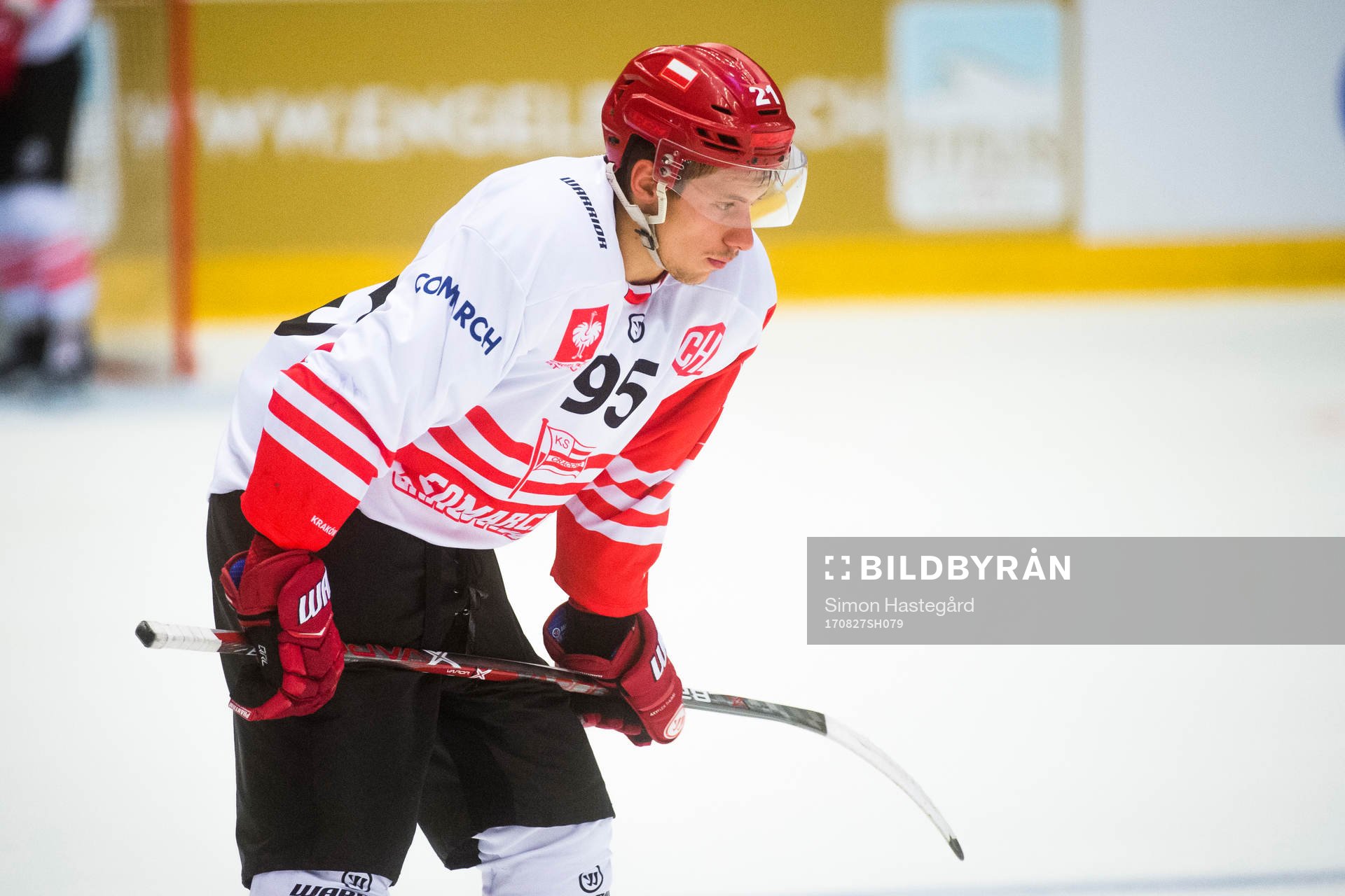 Damian Kapica of Cracovia looks dejected