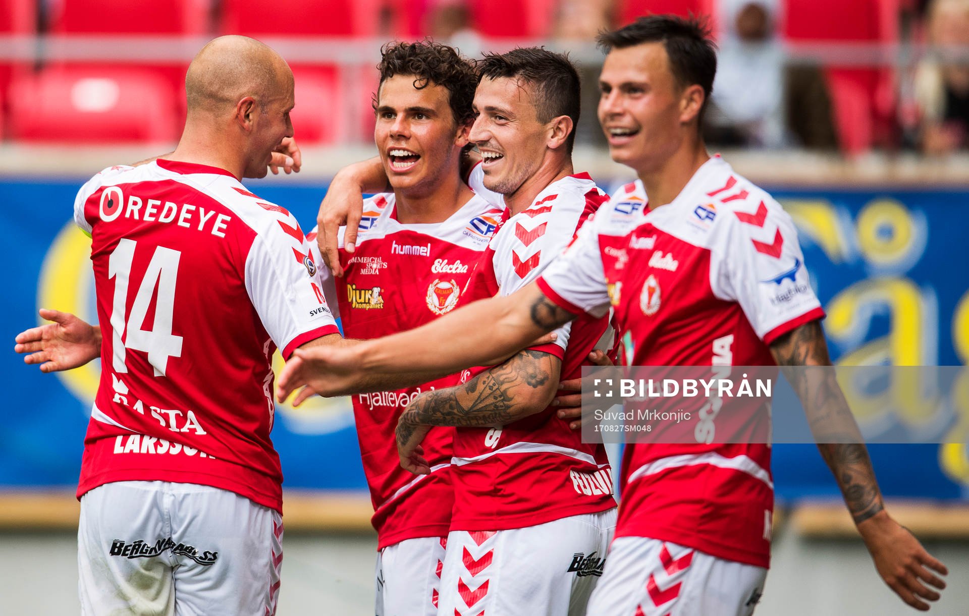Kalmars Stefan Larsson, Herman Hallberg, Erton Fejzullahu samt Melker Hallberg jublar efter Herman Hallbergs 3-1 mål under fotbollsmatchen i Allsvenskan mellan Kalmar och Sirius den 27 augusti 2017 i Kalmar.
