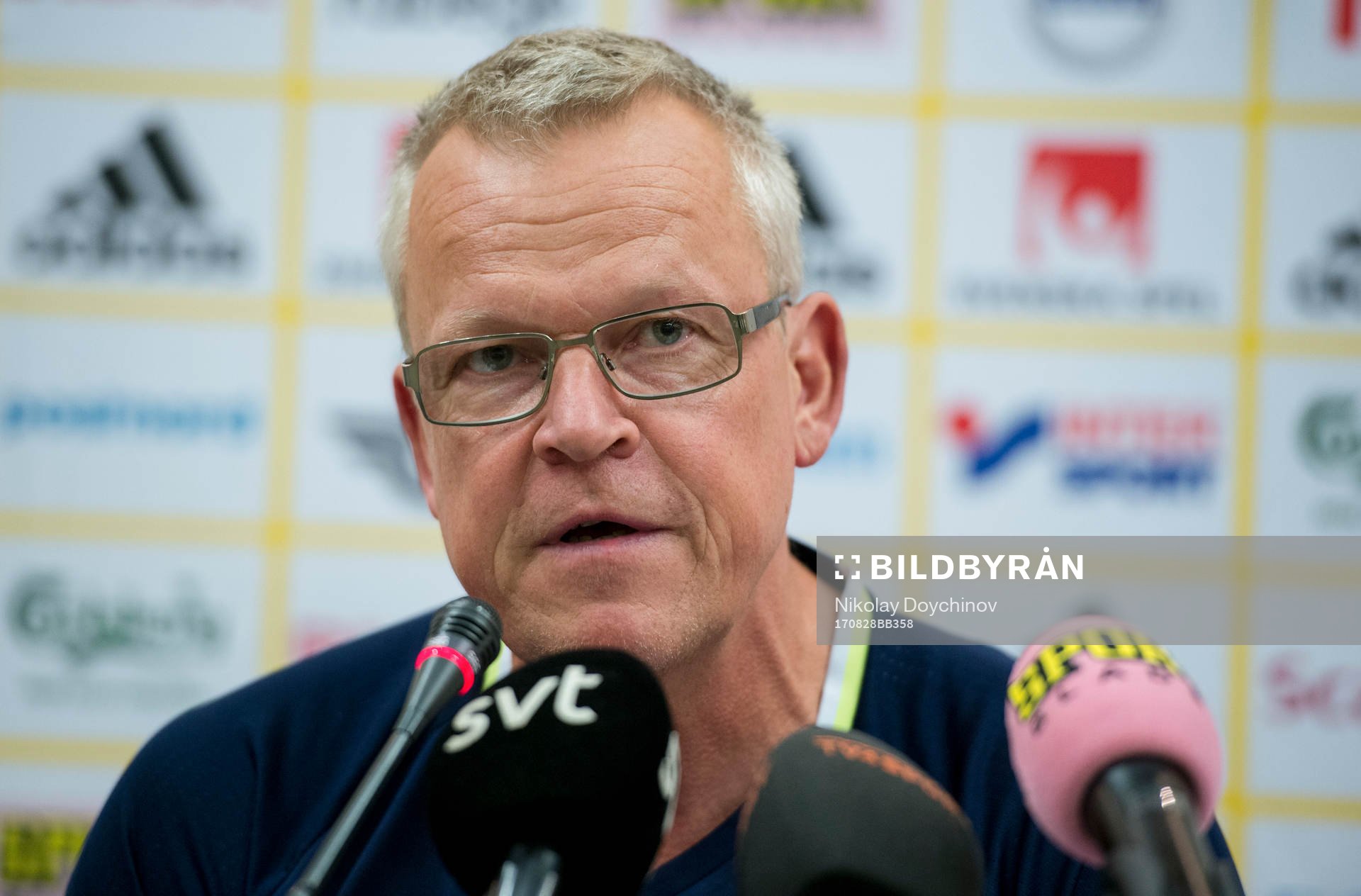 Swedish head coach Janne Andersson talks at a press