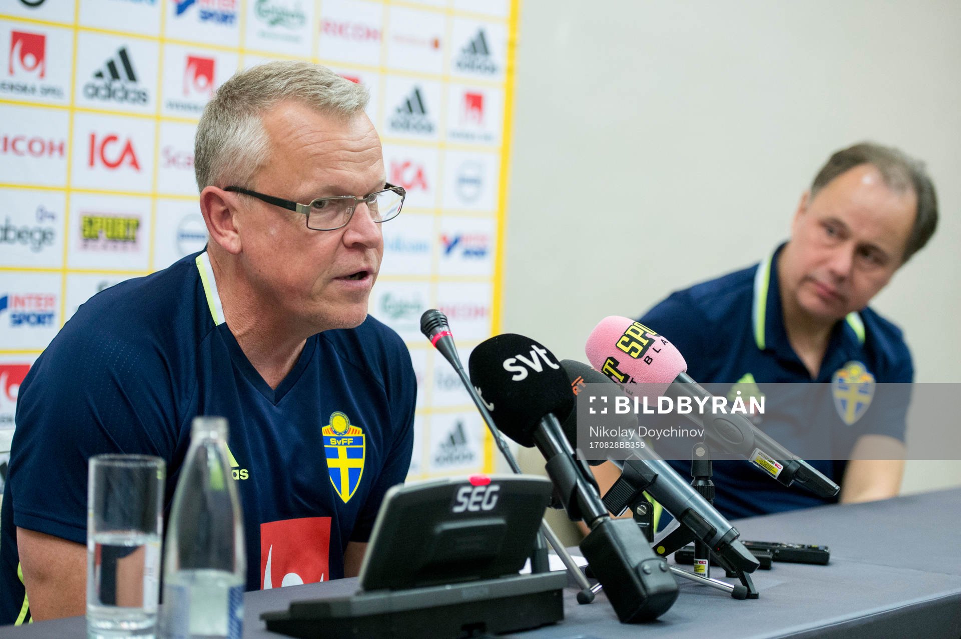 Swedish head coach Janne Andersson talks at a press