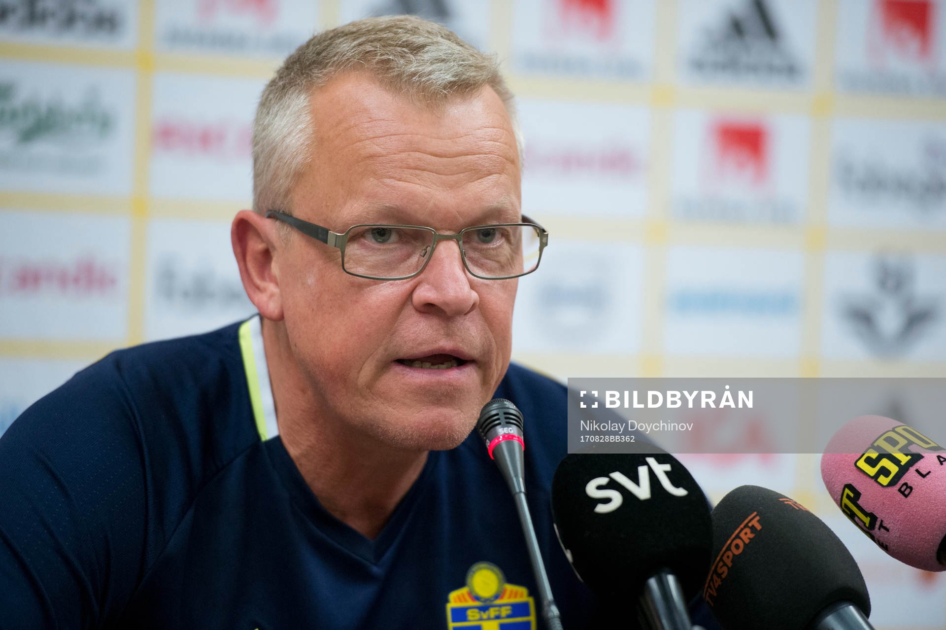 Swedish head coach Janne Andersson talks at a press