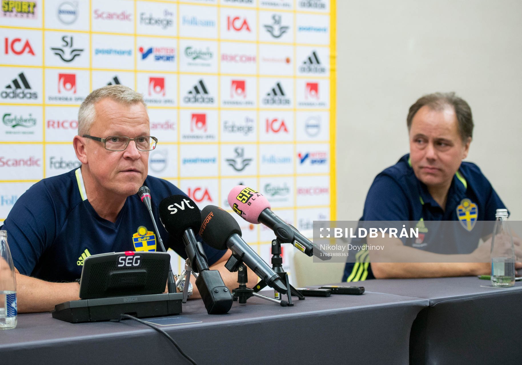 Swedish head coach Janne Andersson talks at a press