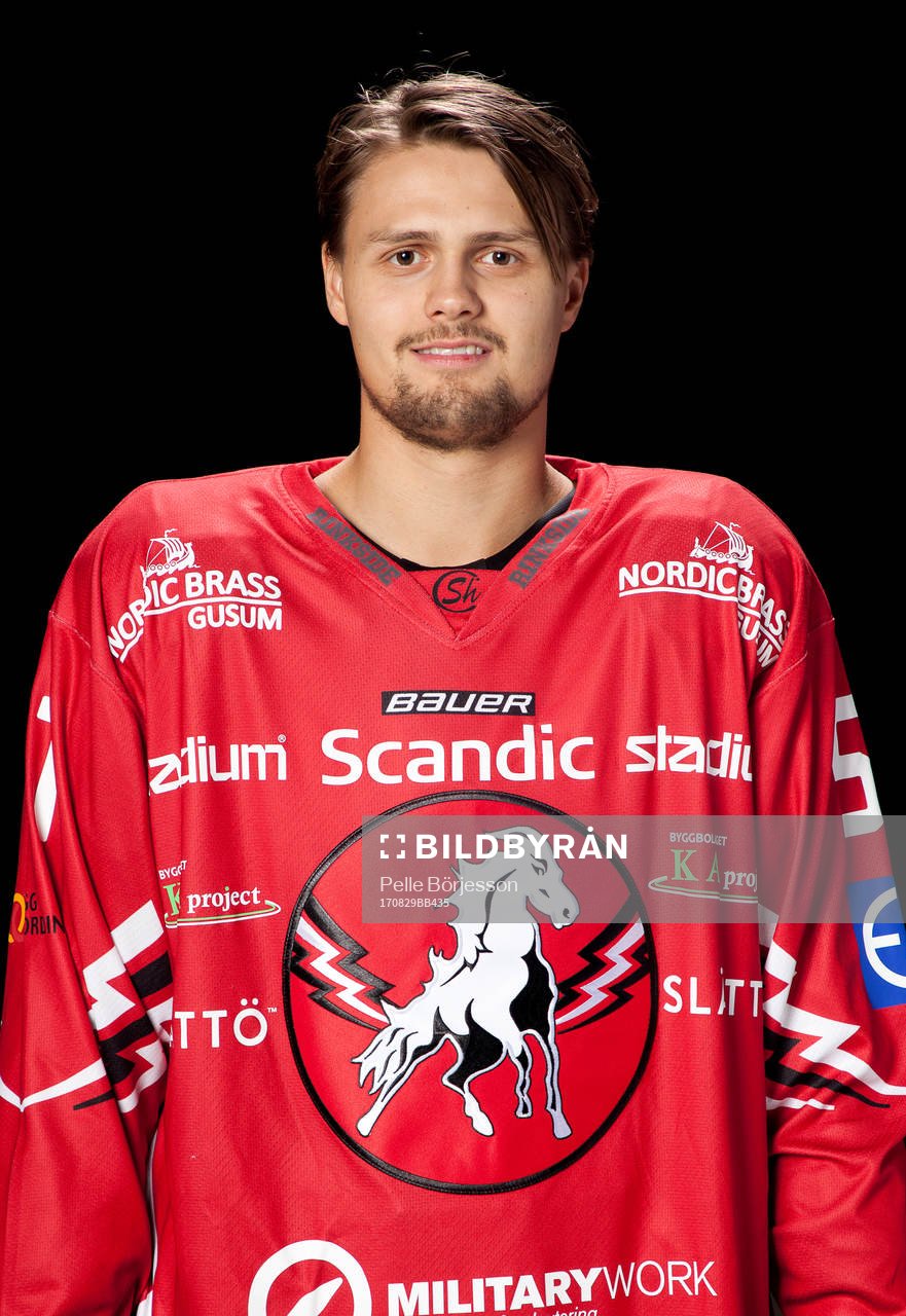 Vita Hästens August Gunnarsson