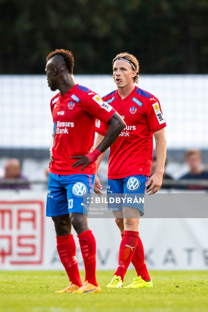 Helsingborgs Edwin Gyimah och Carl Johansson deppar