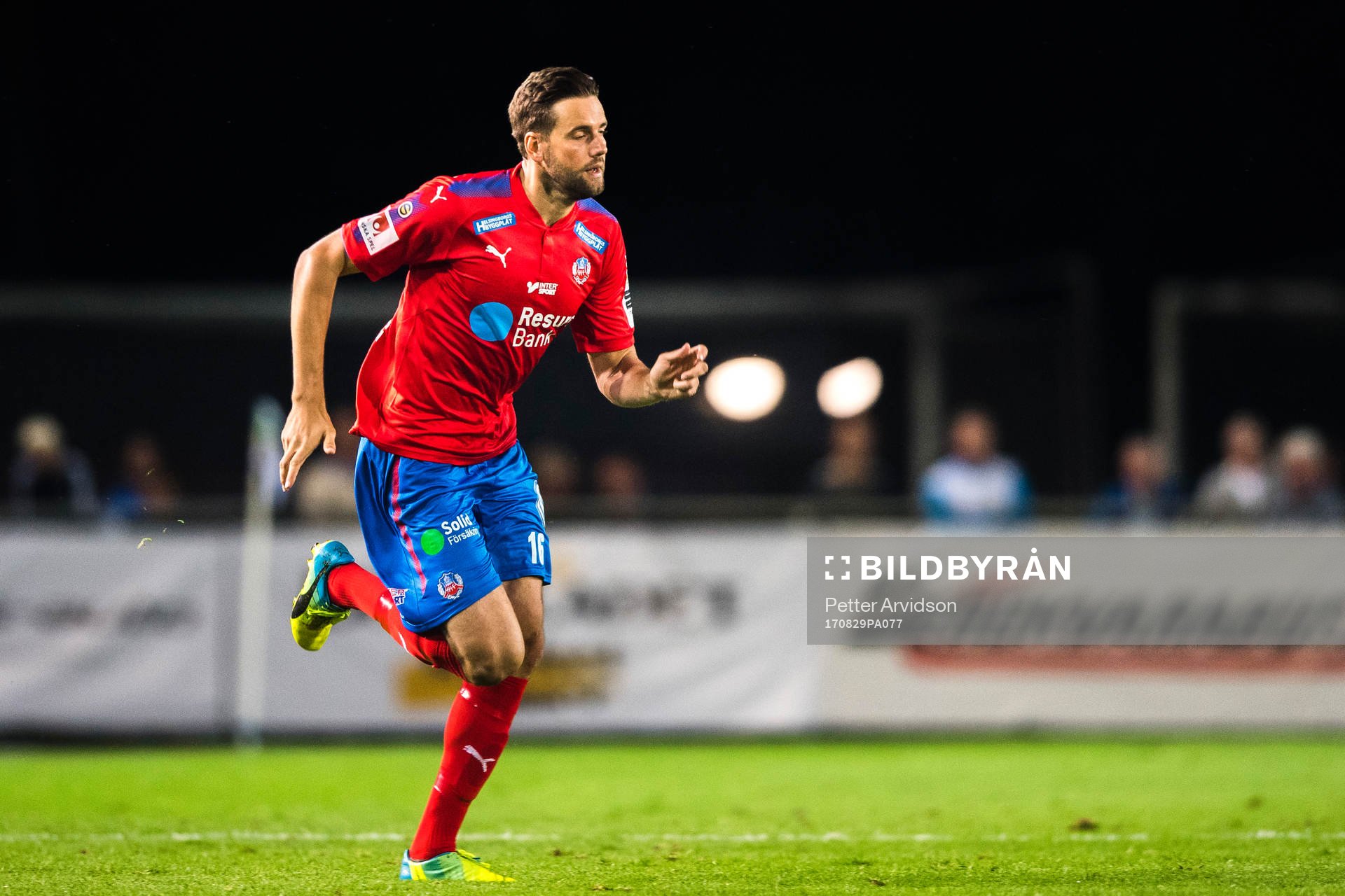 Helsingborgs Mikael Dahlberg byts in