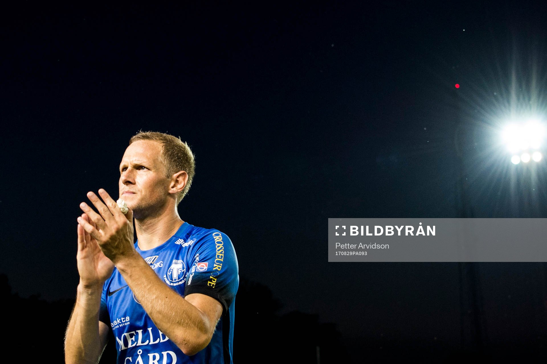 Trelleborgs Magnus Andersson lämnar planen