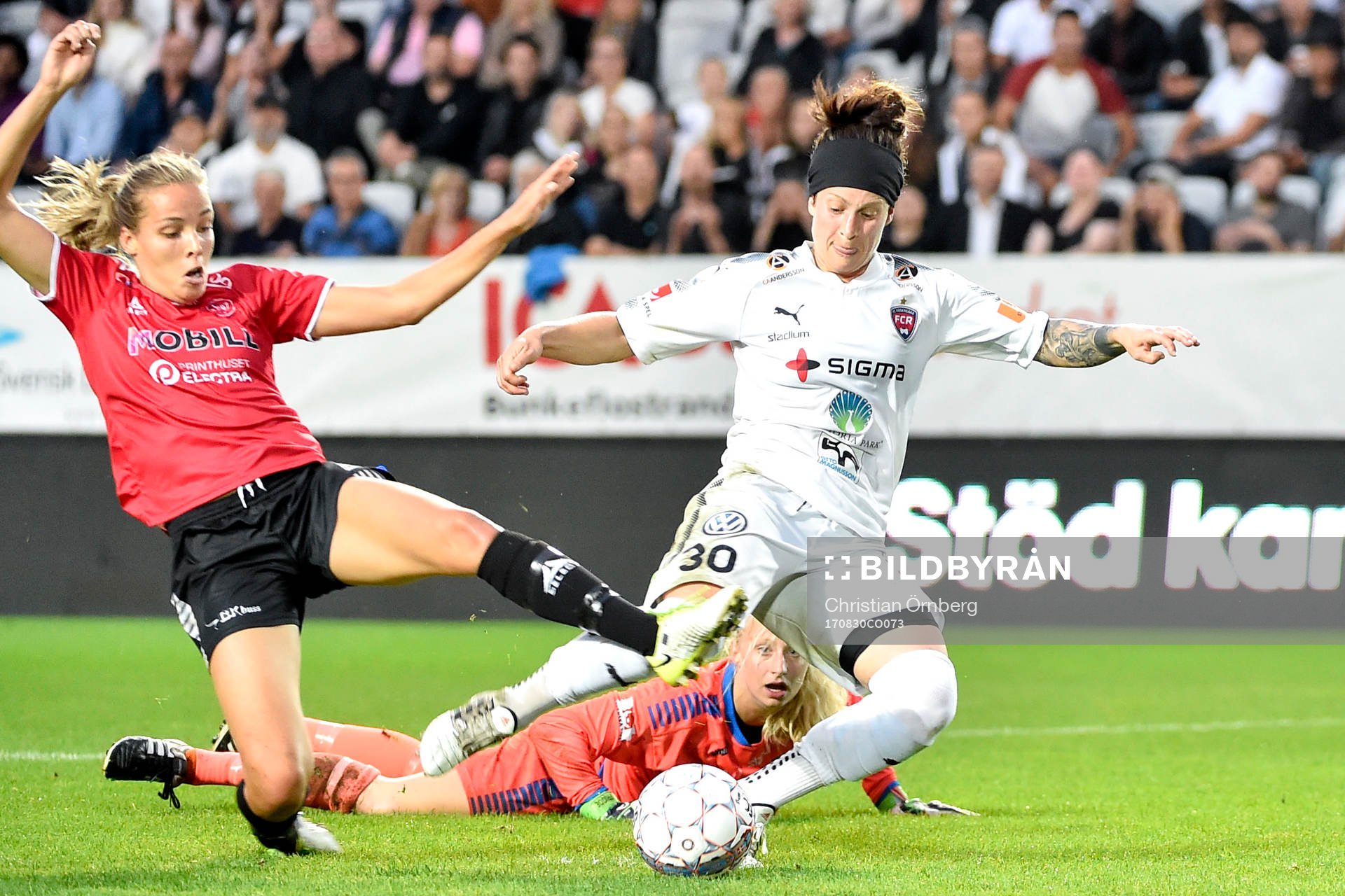 Rosengårds Ella Masar McLeod gör 0-1