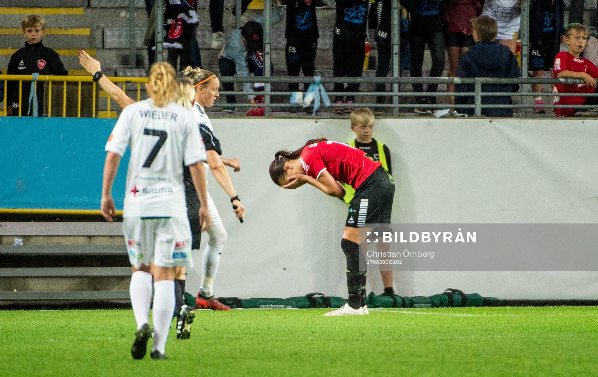 LB07s Malin Gunnarsson deppar