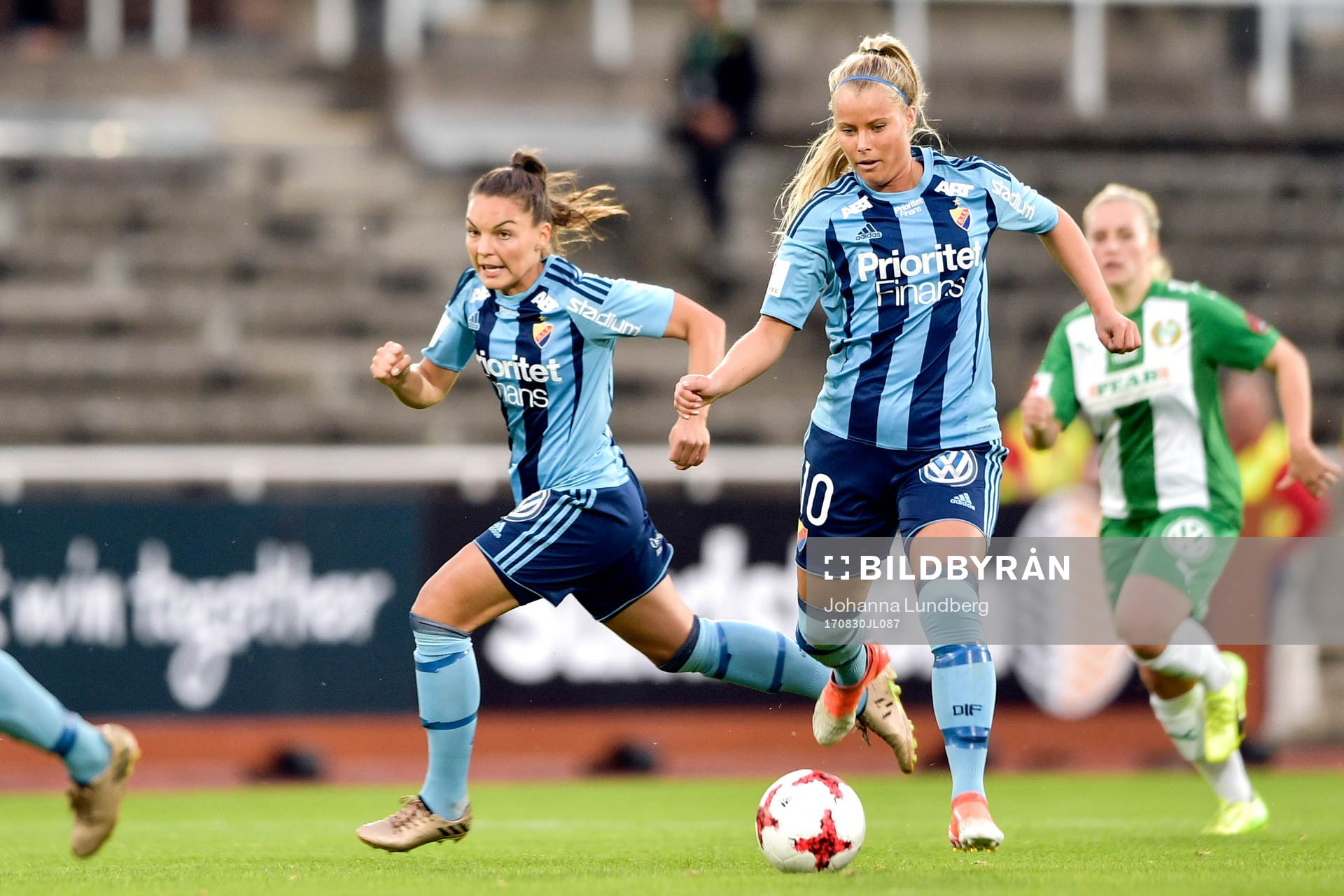 Djurgårdens Johanna Rytting Kaneryd och Madeleine Stegius