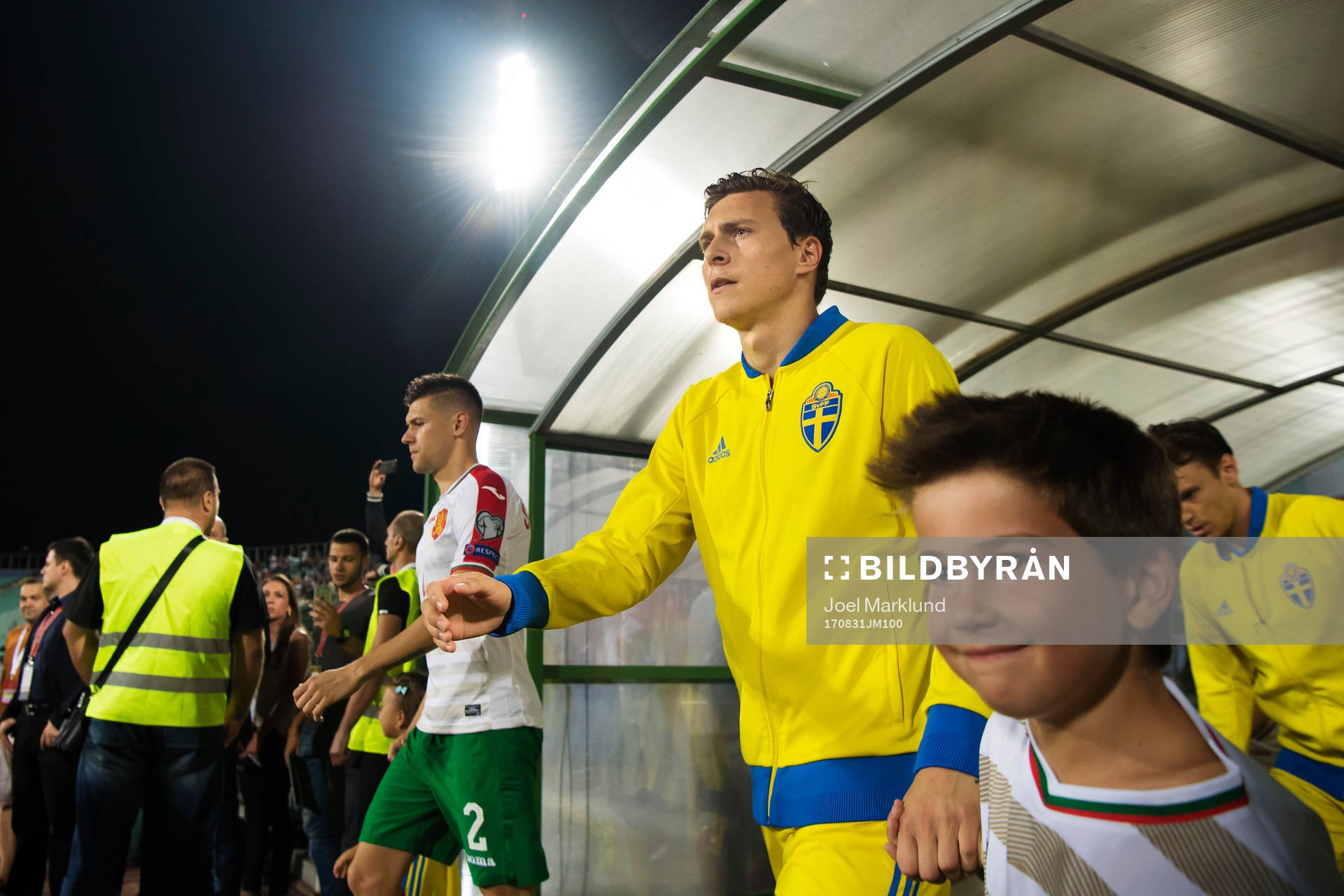 Sveriges Victor Nilsson Lindelöf gör entré till